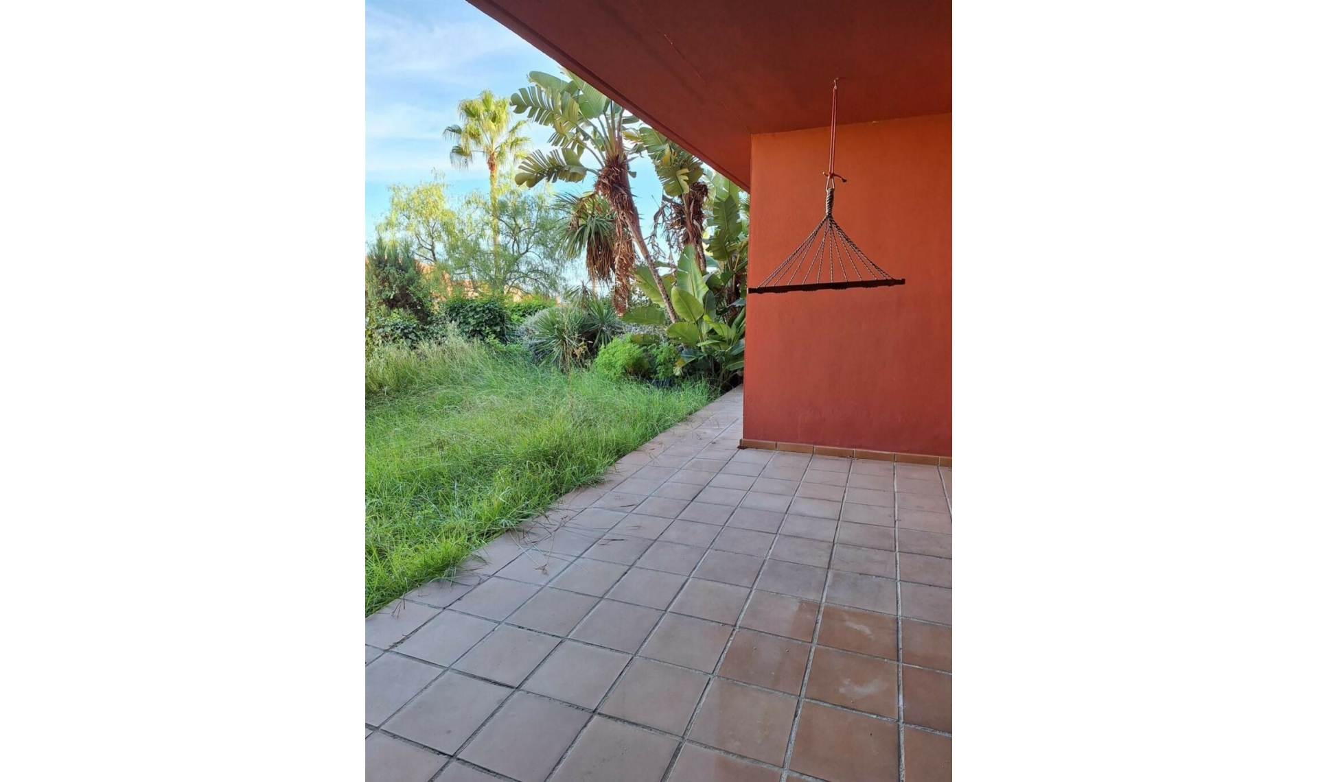 Resale - Apartment -
La Duquesa