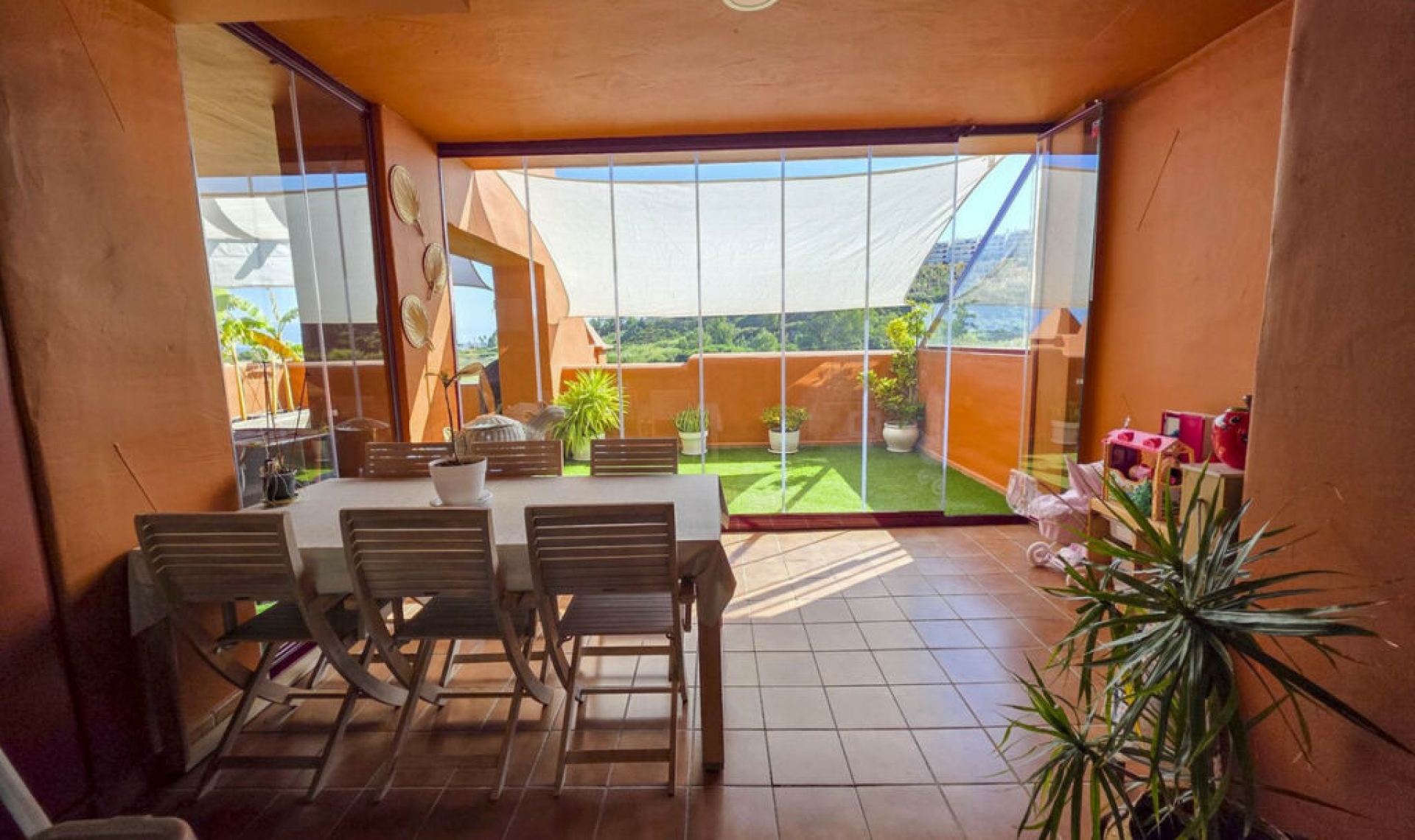 Resale - Apartment -
La Duquesa