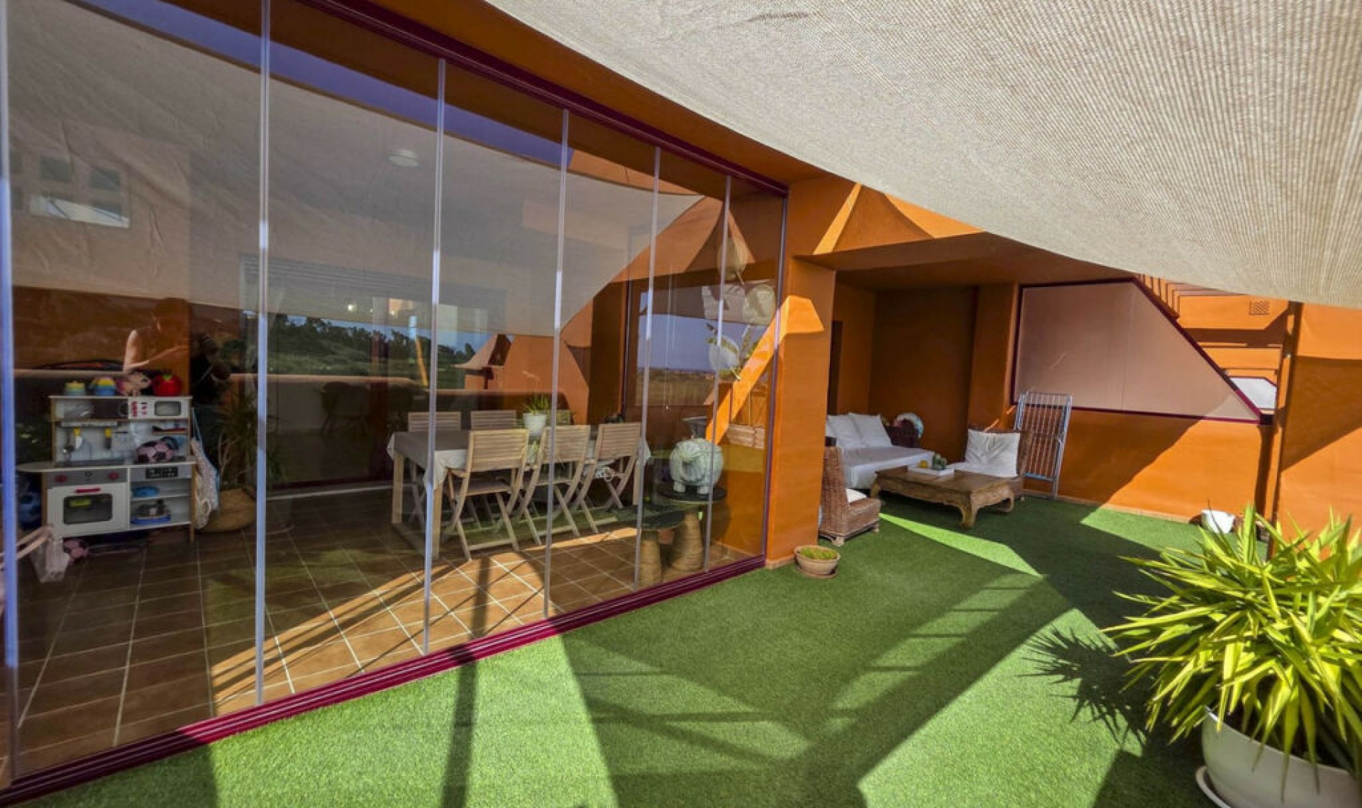 Resale - Apartment -
La Duquesa