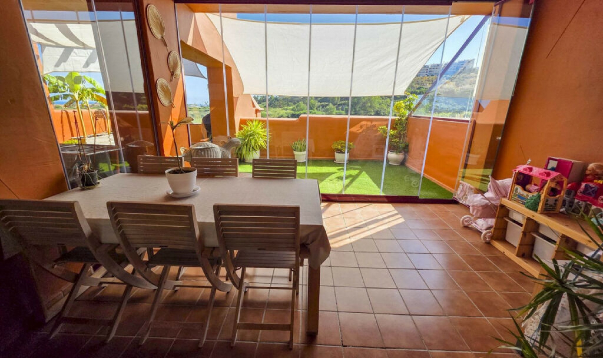 Resale - Apartment -
La Duquesa