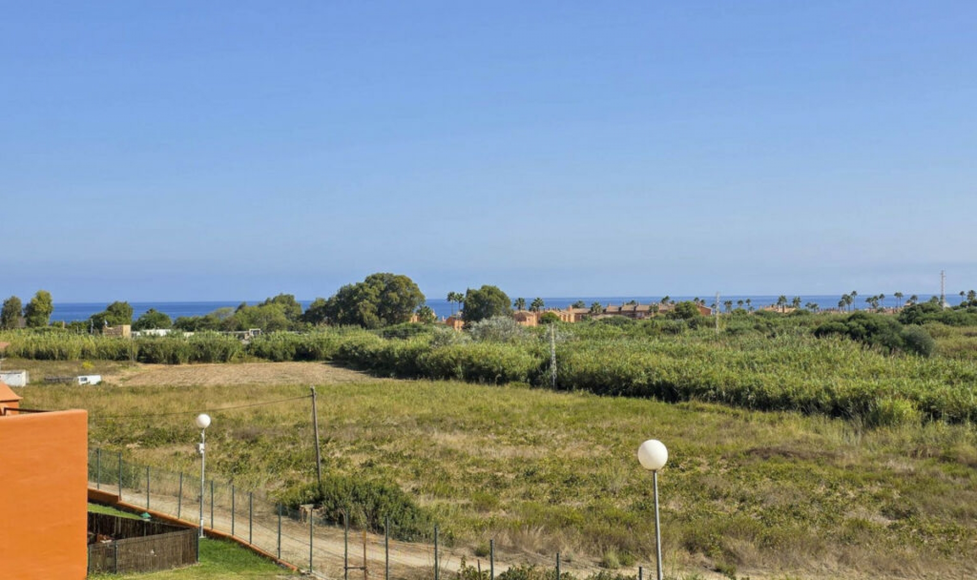 Resale - Apartment -
La Duquesa