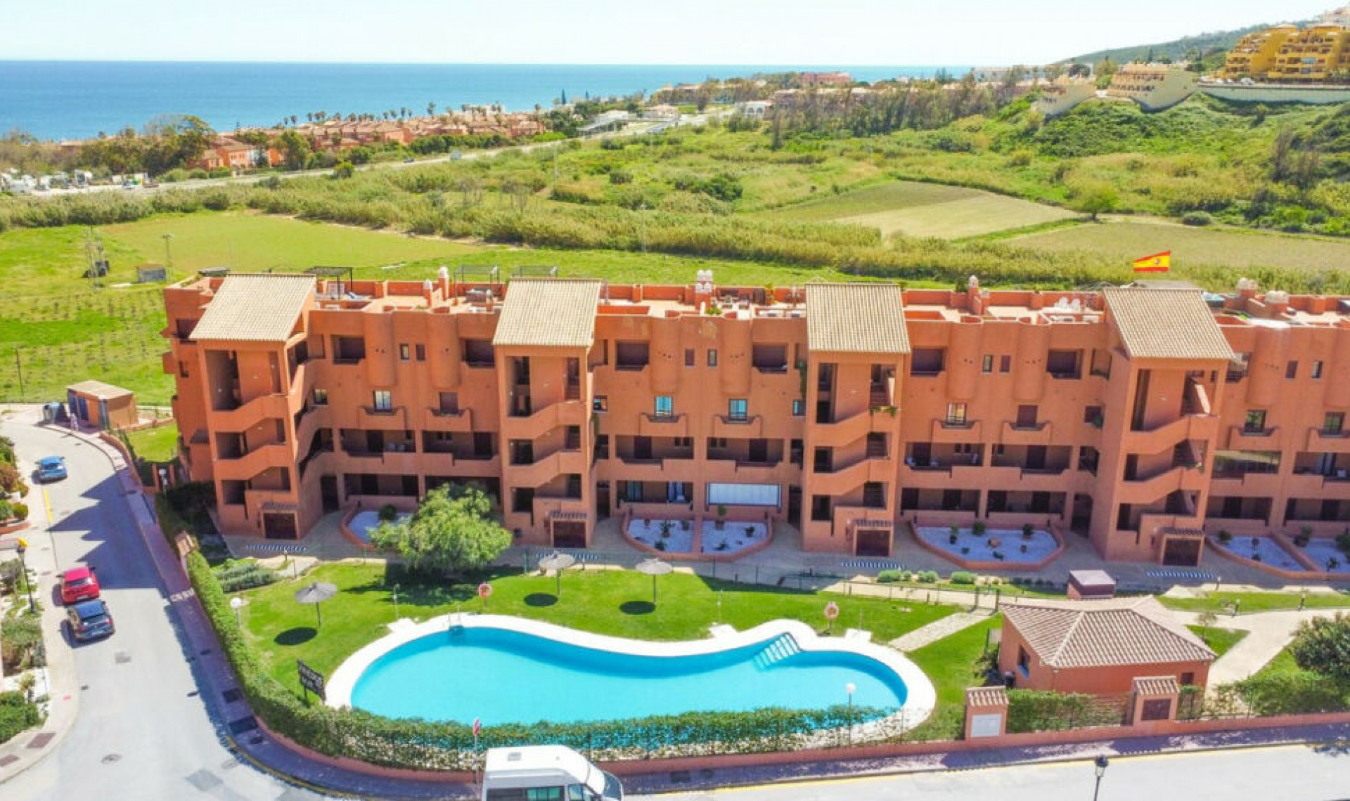 Resale - Apartment -
La Duquesa
