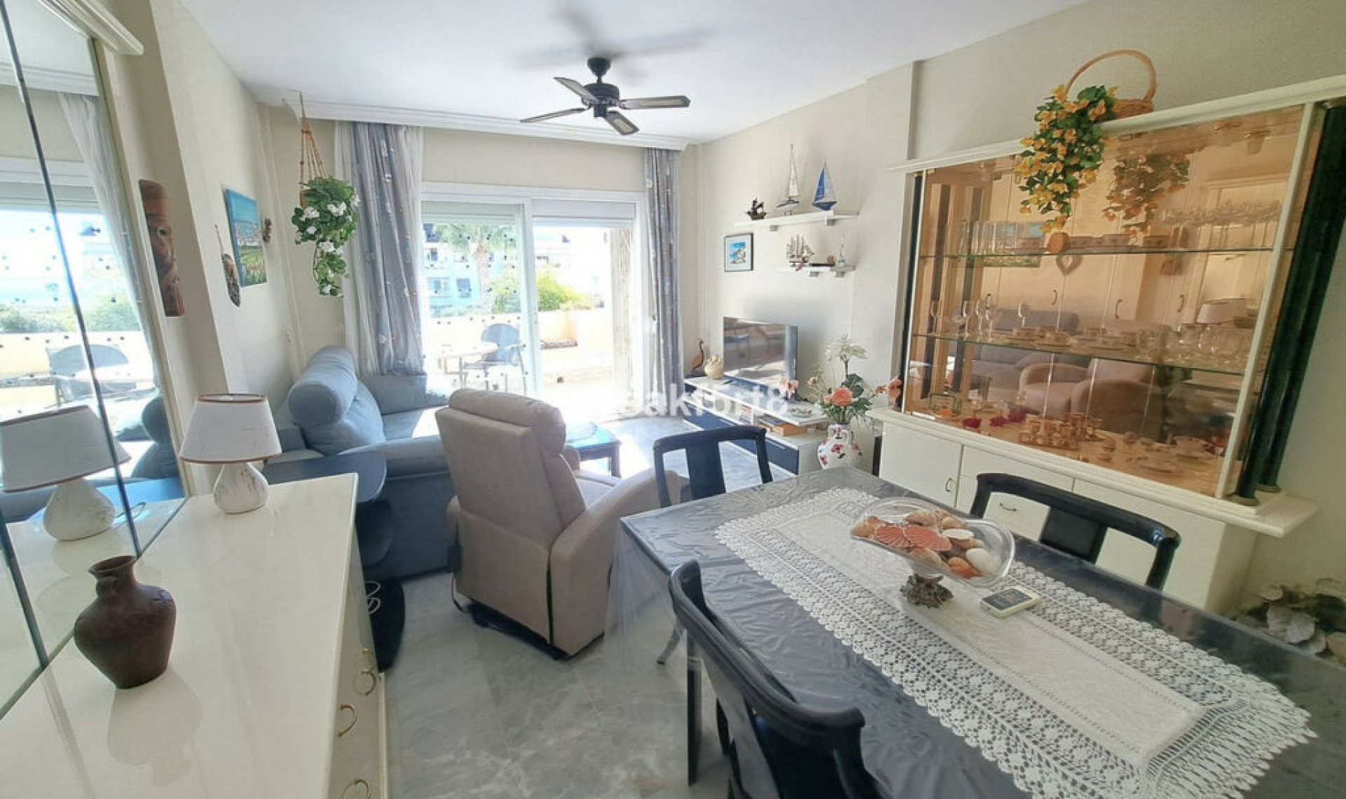 Resale - Apartment -
La Duquesa