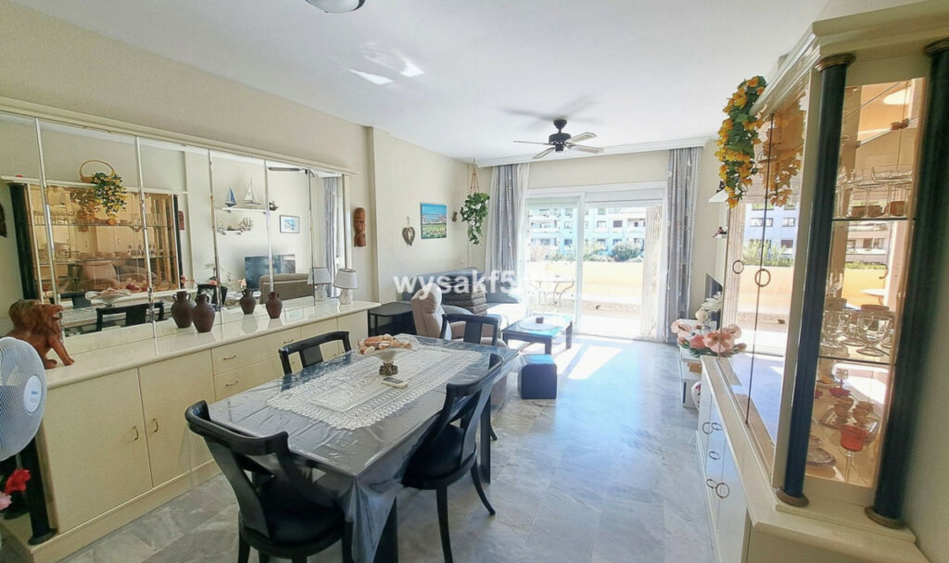 Resale - Apartment -
La Duquesa