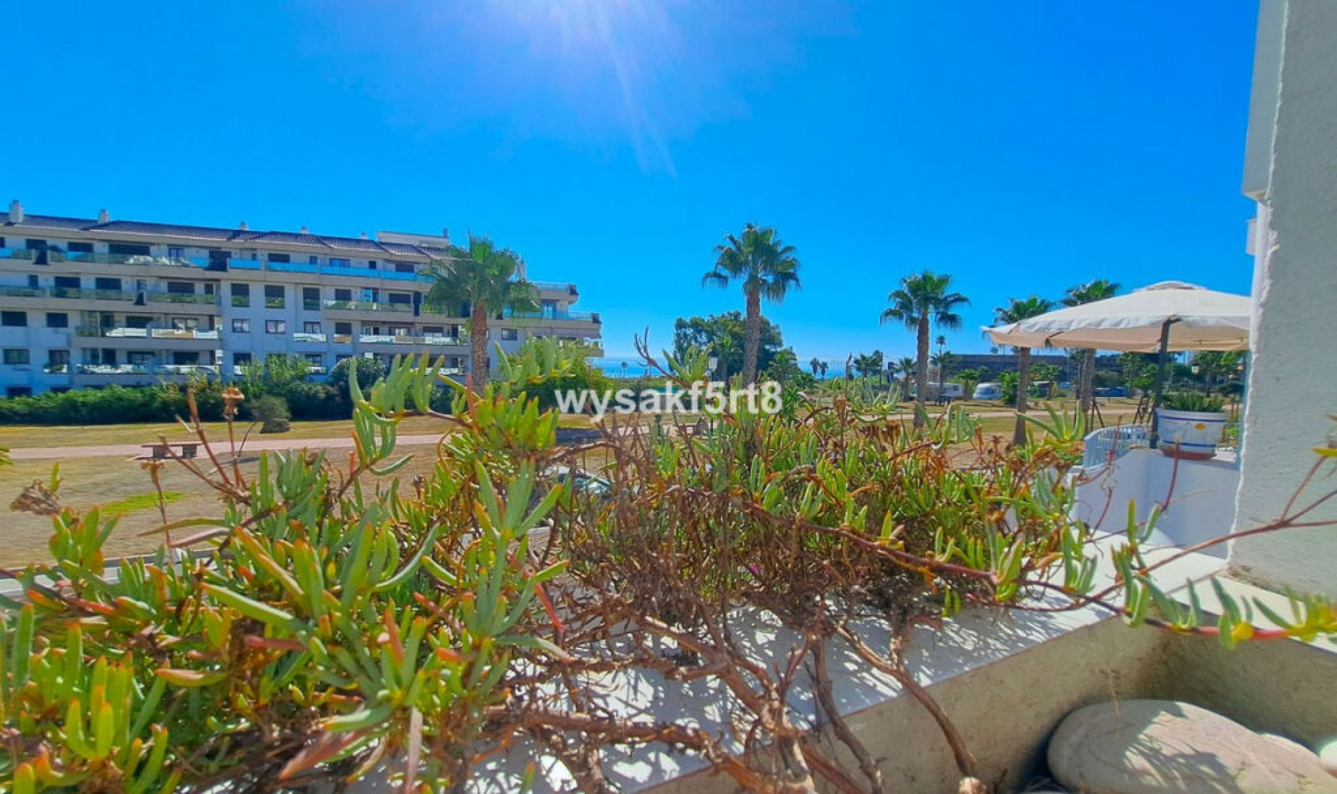 Resale - Apartment -
La Duquesa