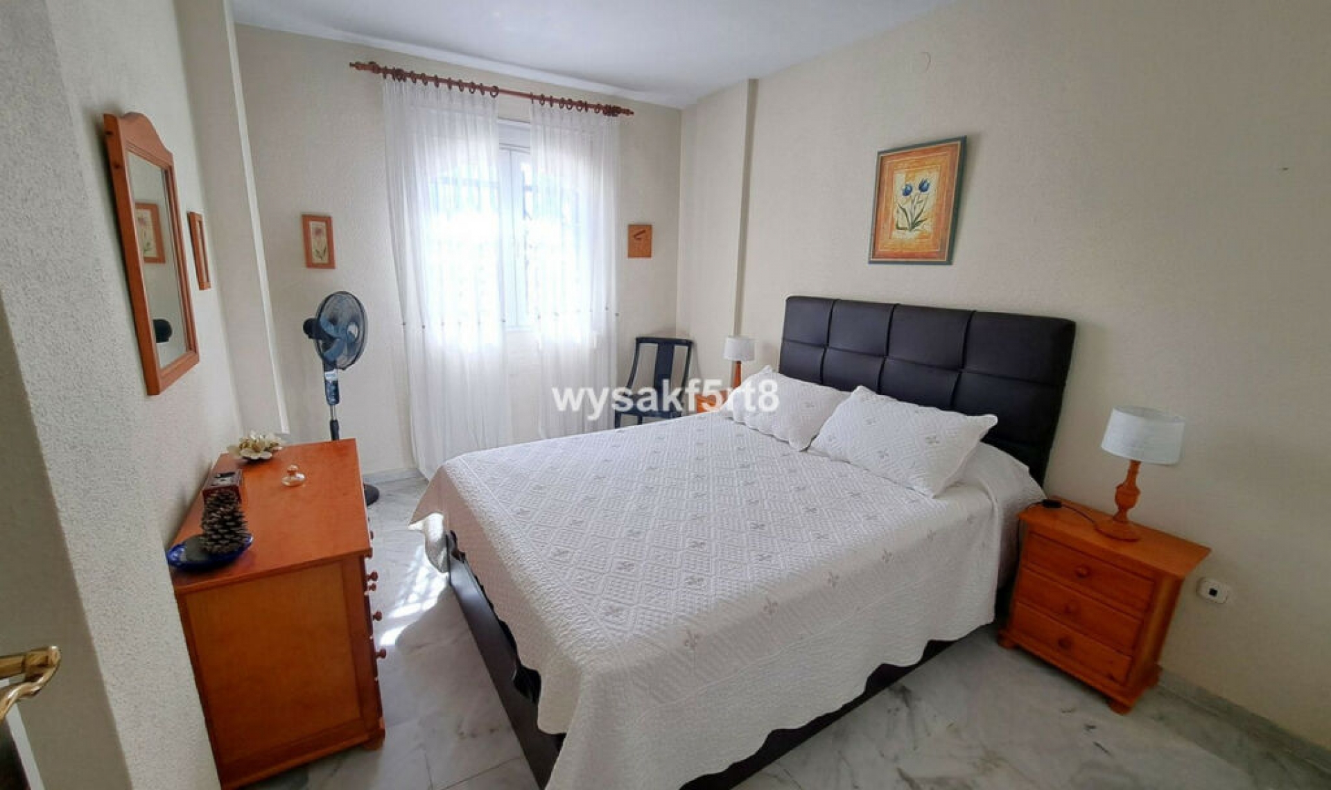 Resale - Apartment -
La Duquesa