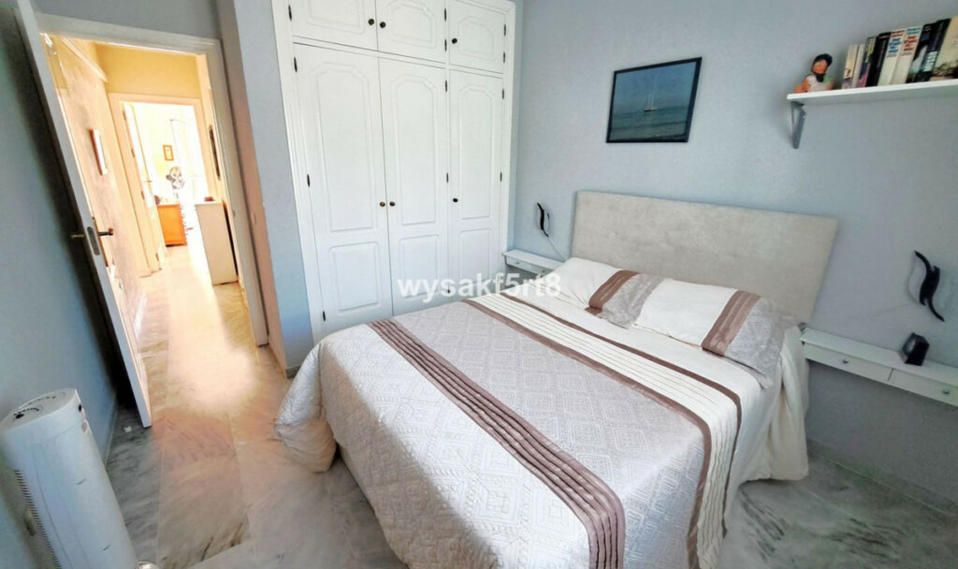 Resale - Apartment -
La Duquesa