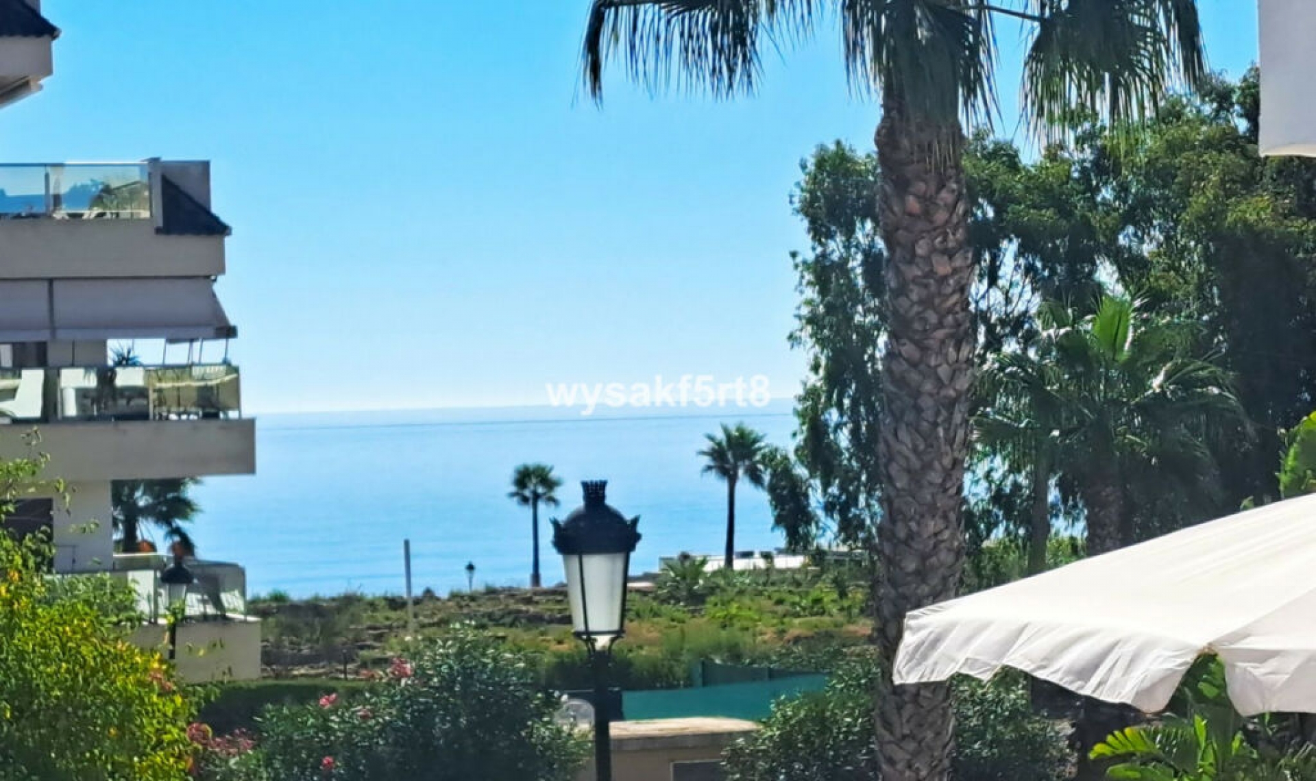 Resale - Apartment -
La Duquesa