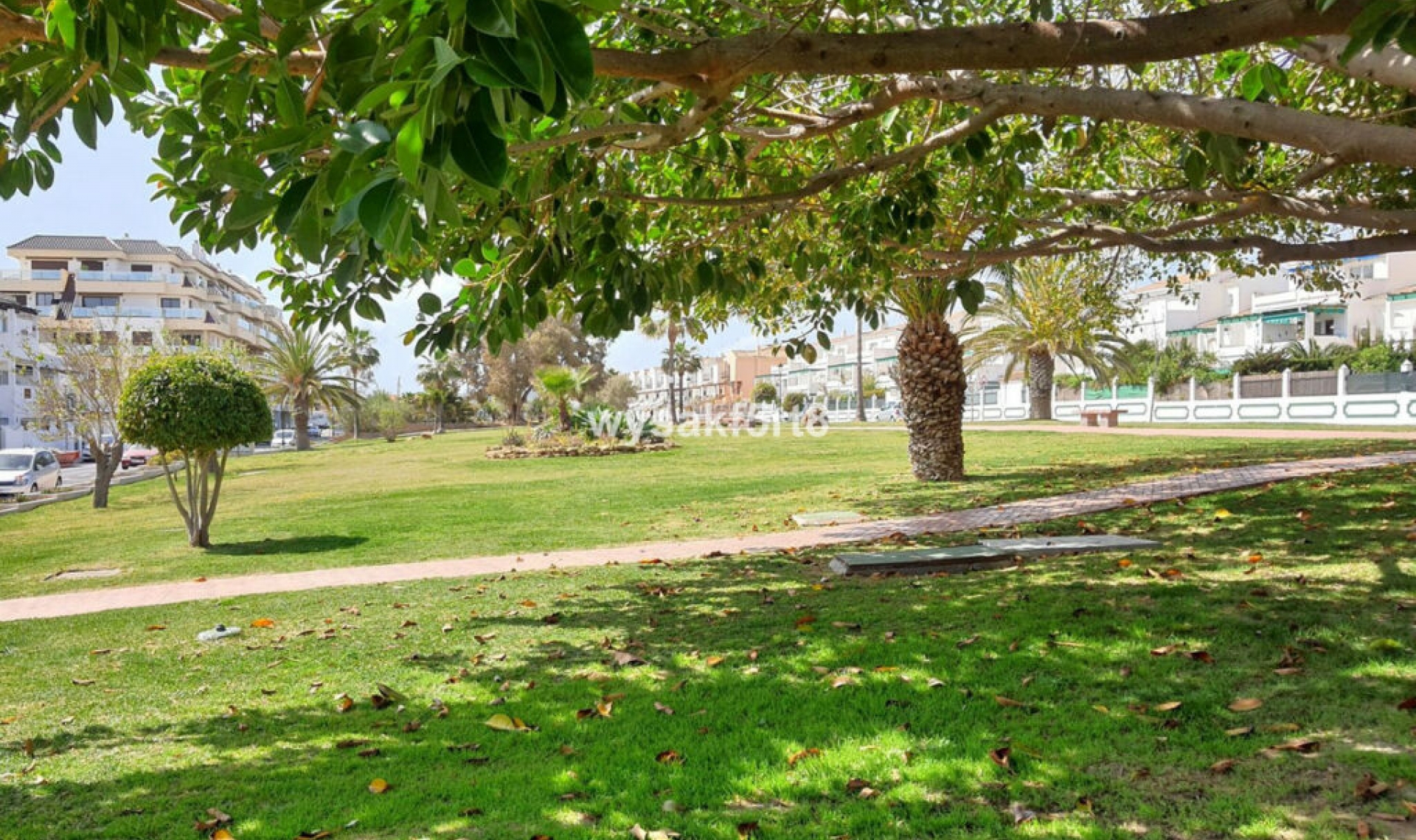 Resale - Apartment -
La Duquesa