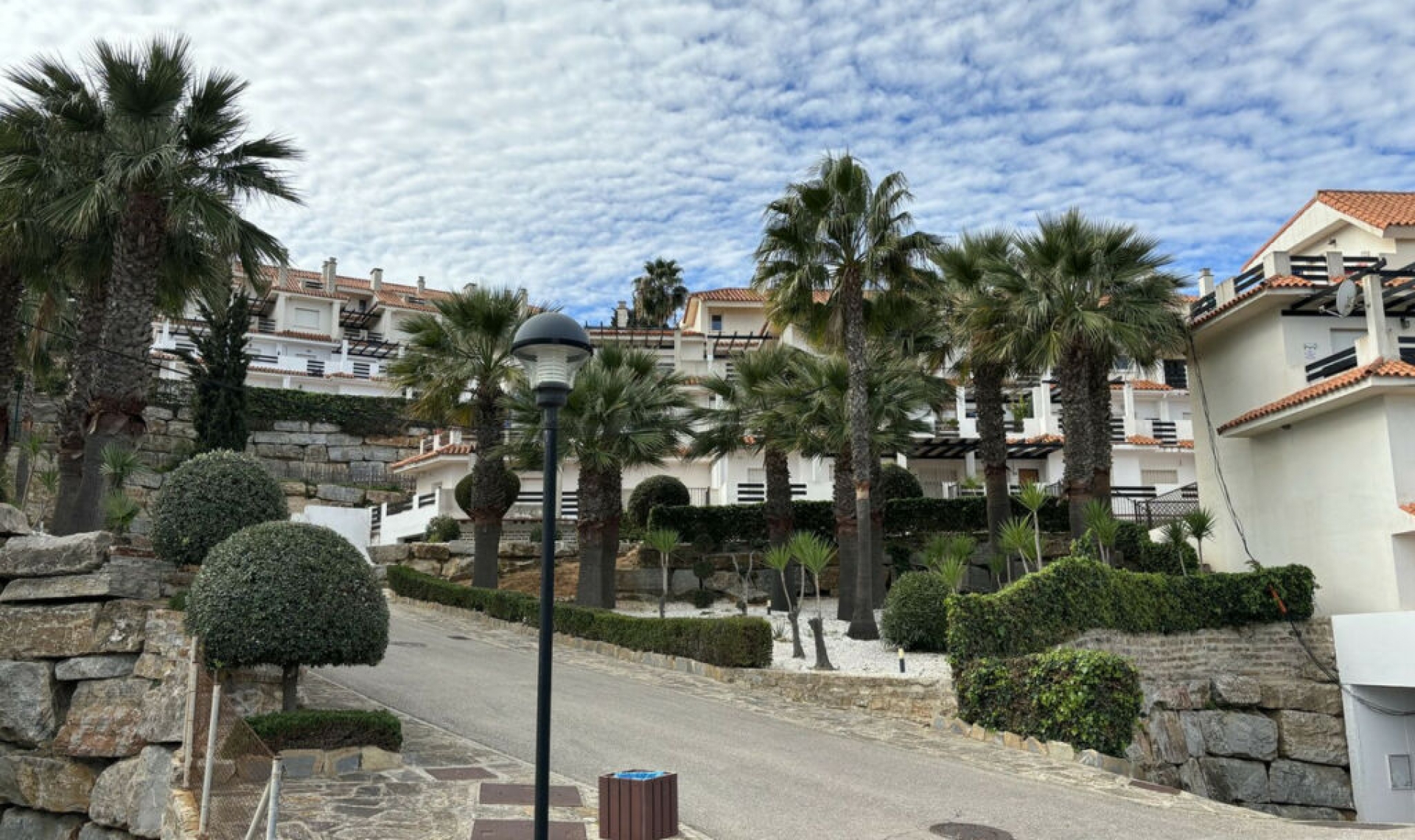 Resale - Apartment -
La Duquesa