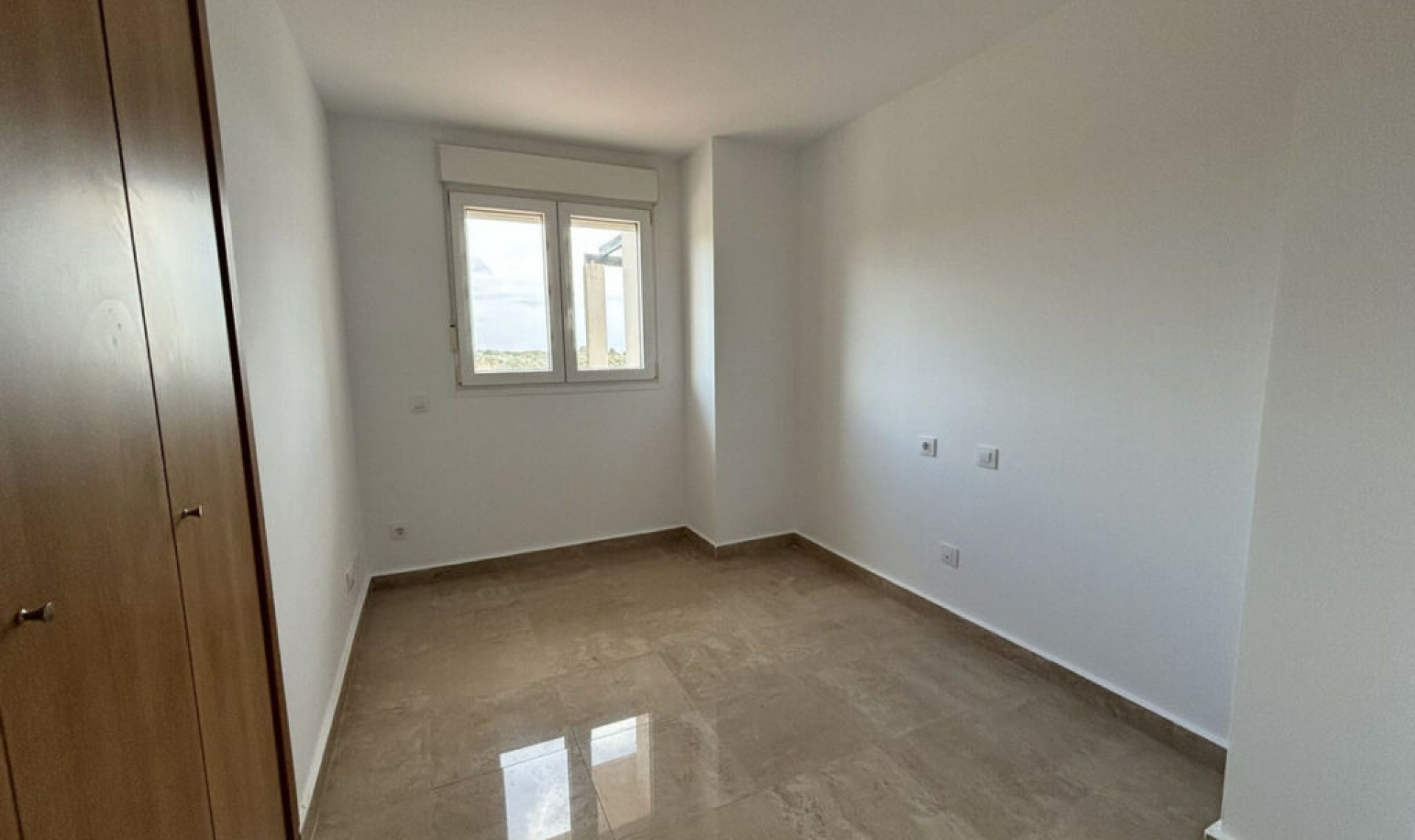 Resale - Apartment -
La Duquesa