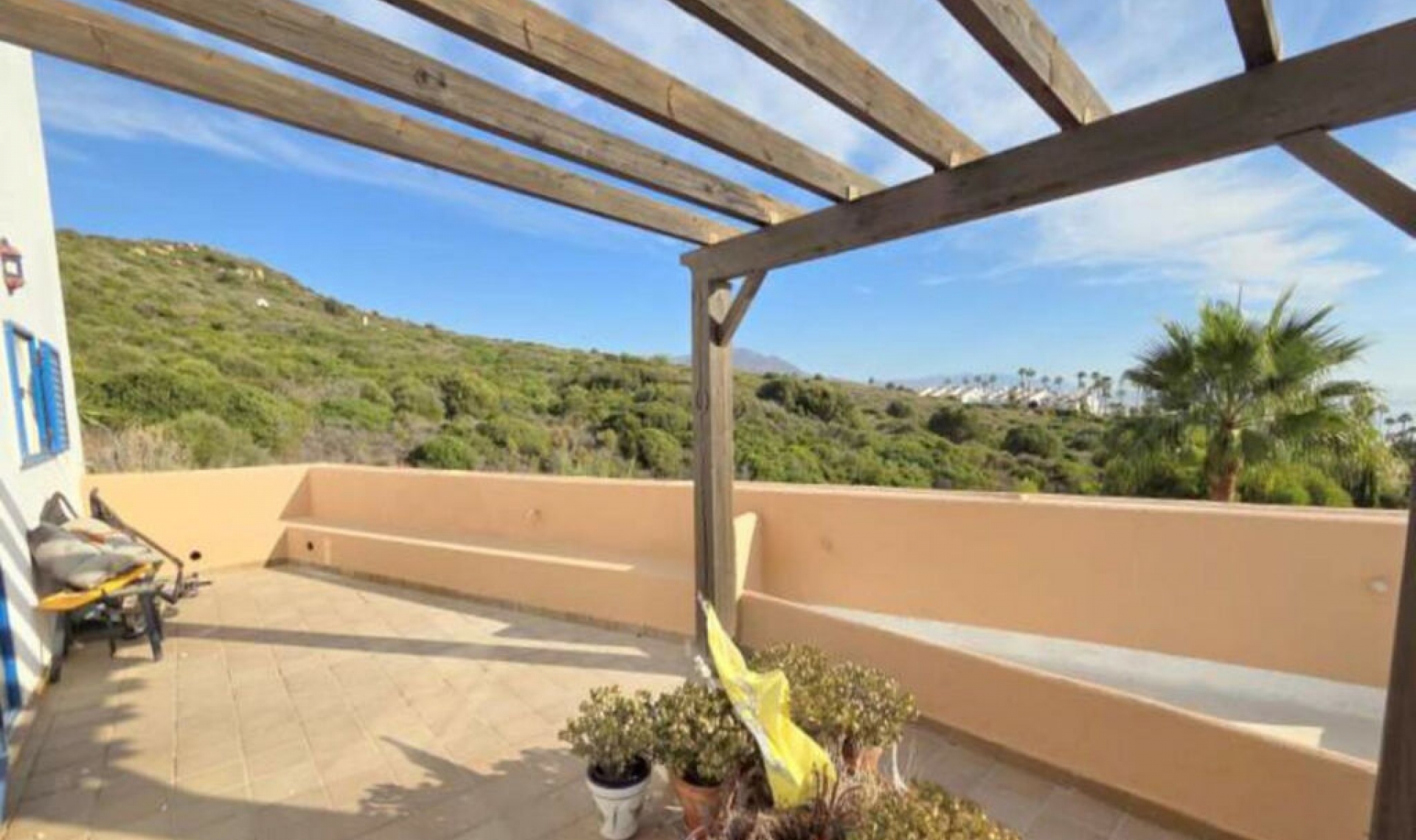 Resale - Apartment -
La Duquesa