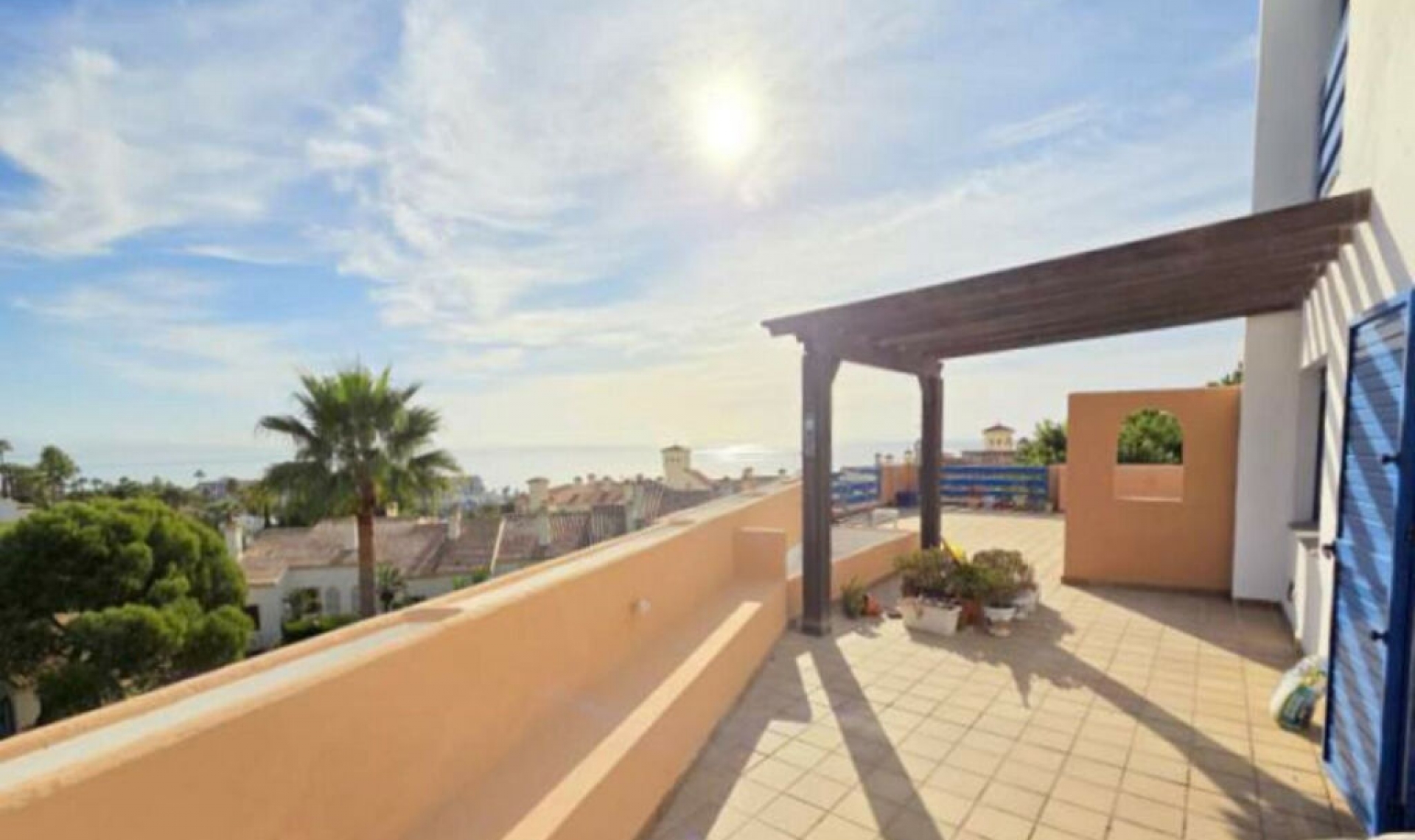 Resale - Apartment -
La Duquesa