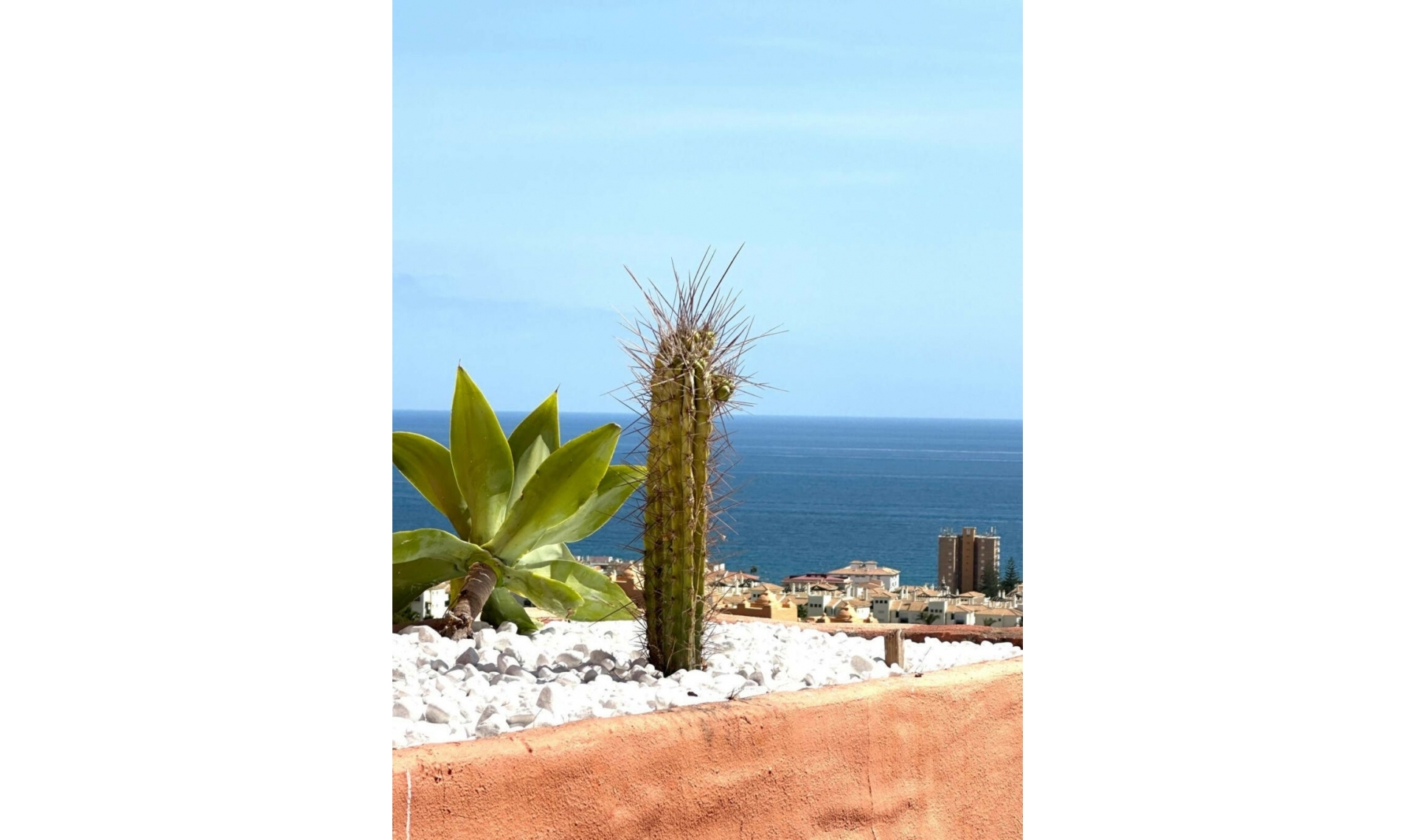 Resale - Apartment -
La Duquesa