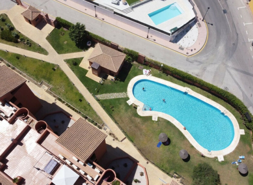 Resale - Apartment -
La Duquesa