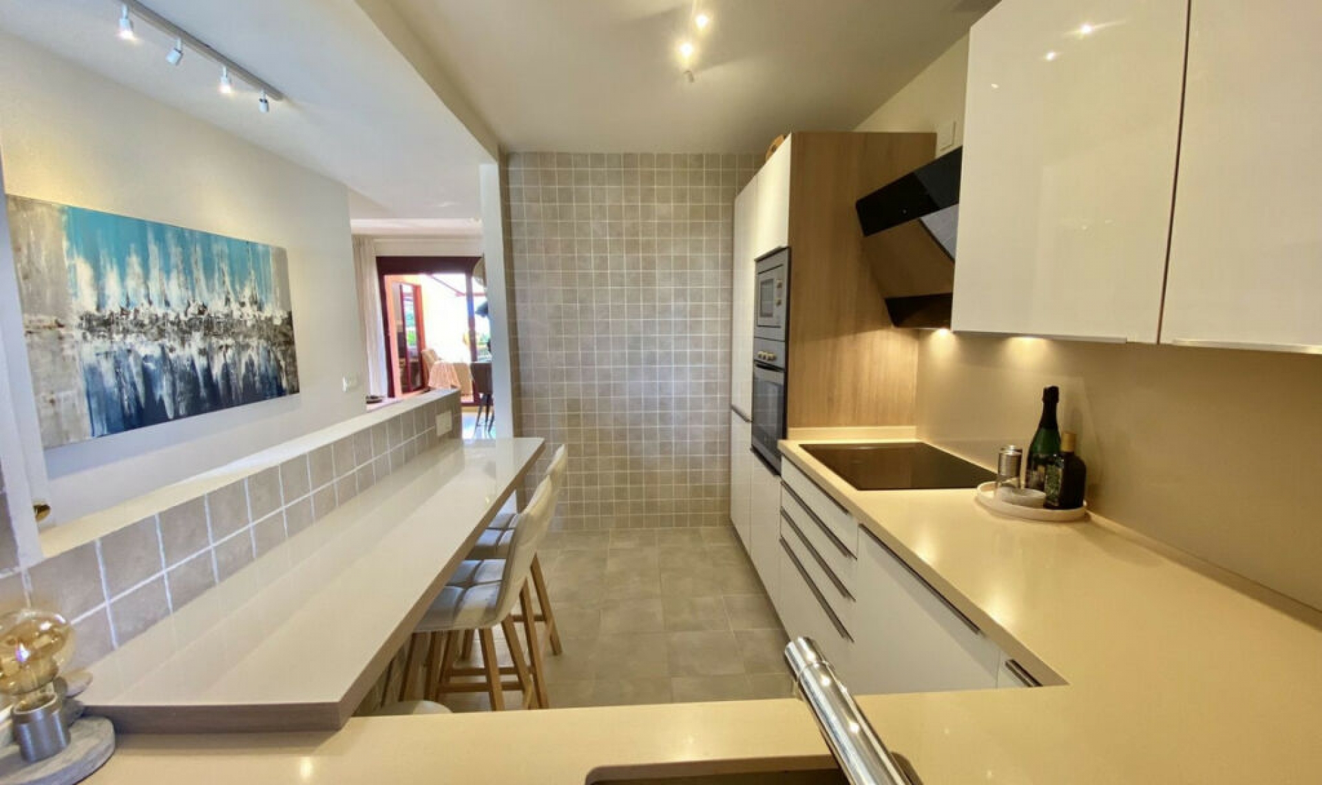 Resale - Apartment -
La Duquesa