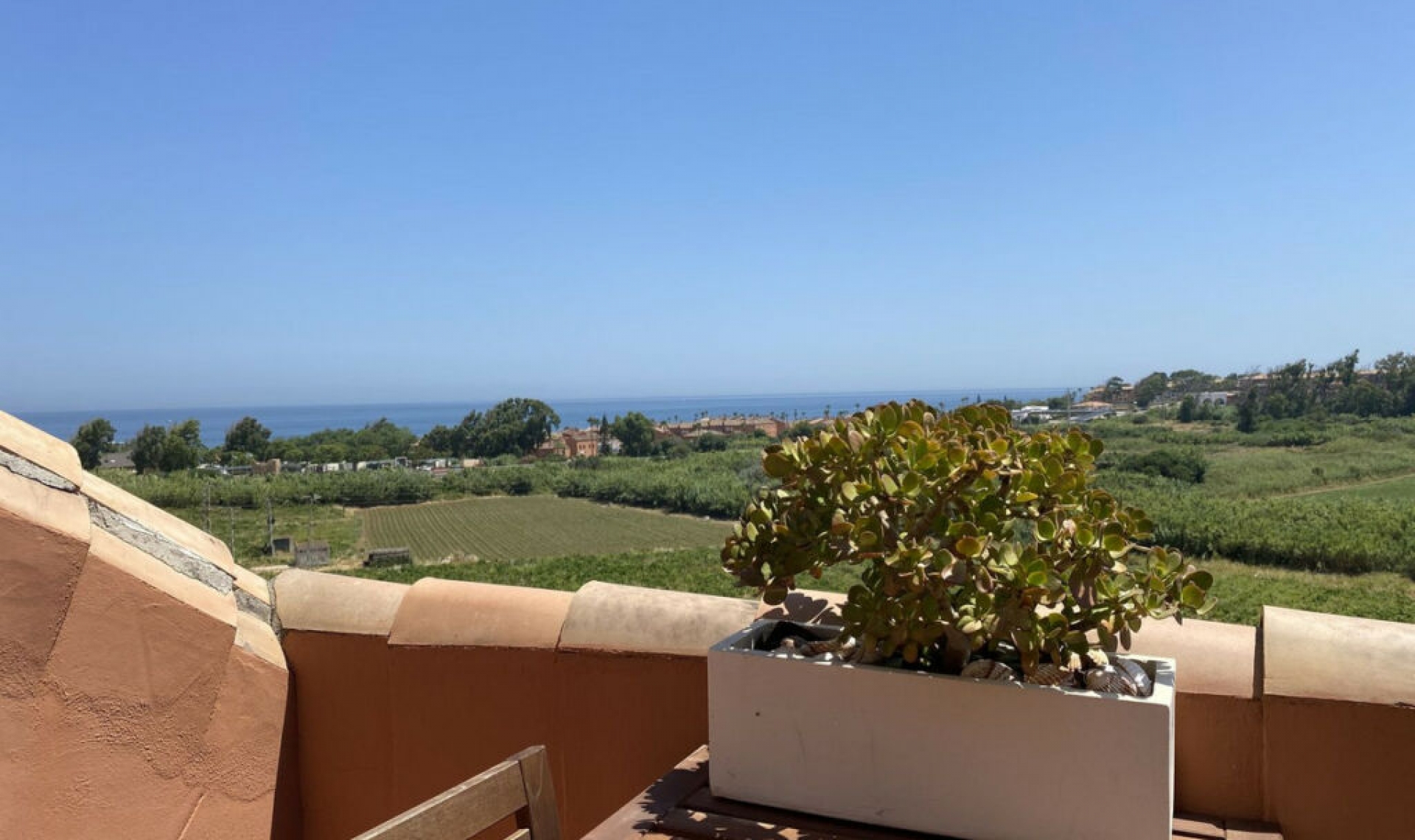 Resale - Apartment -
La Duquesa