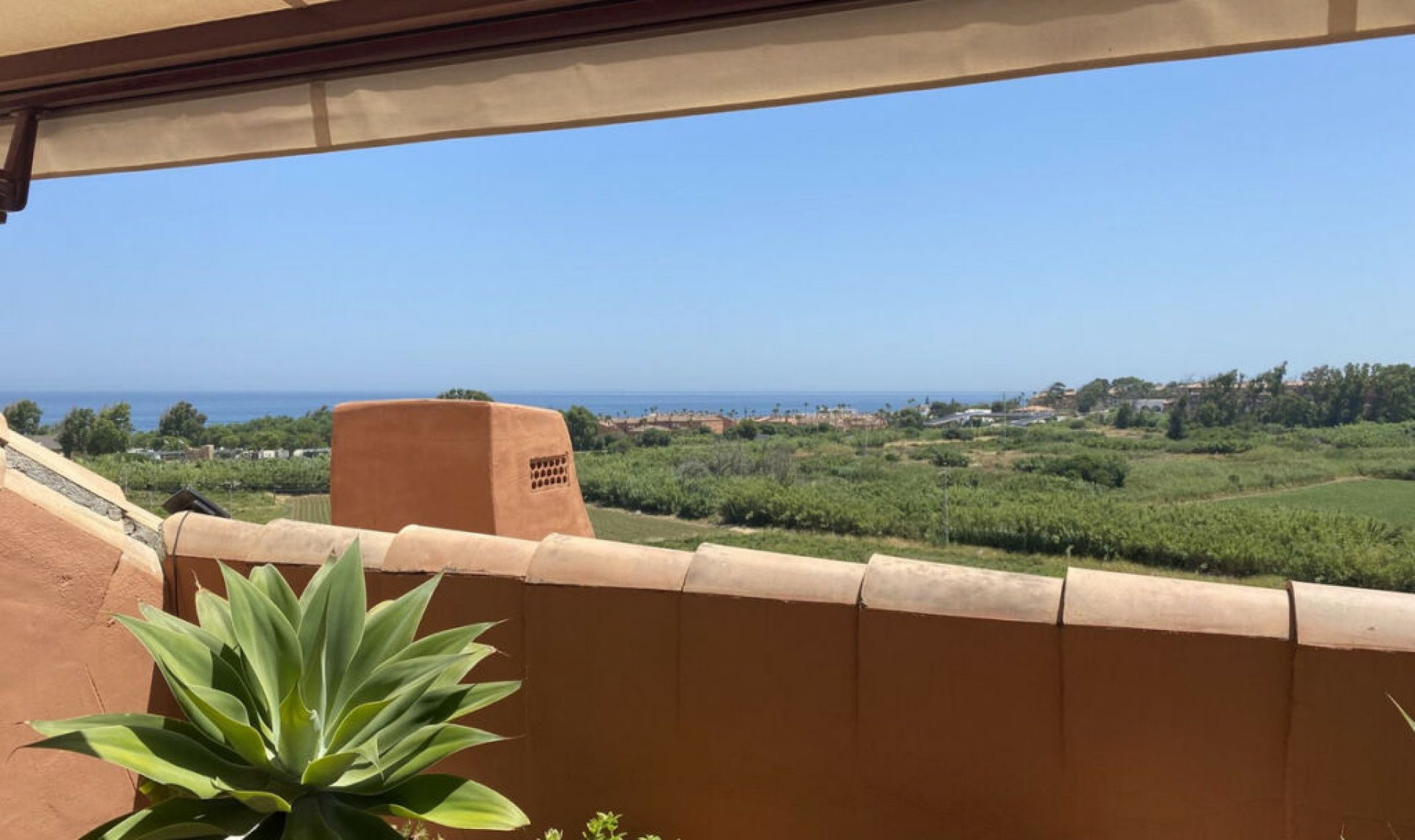 Resale - Apartment -
La Duquesa