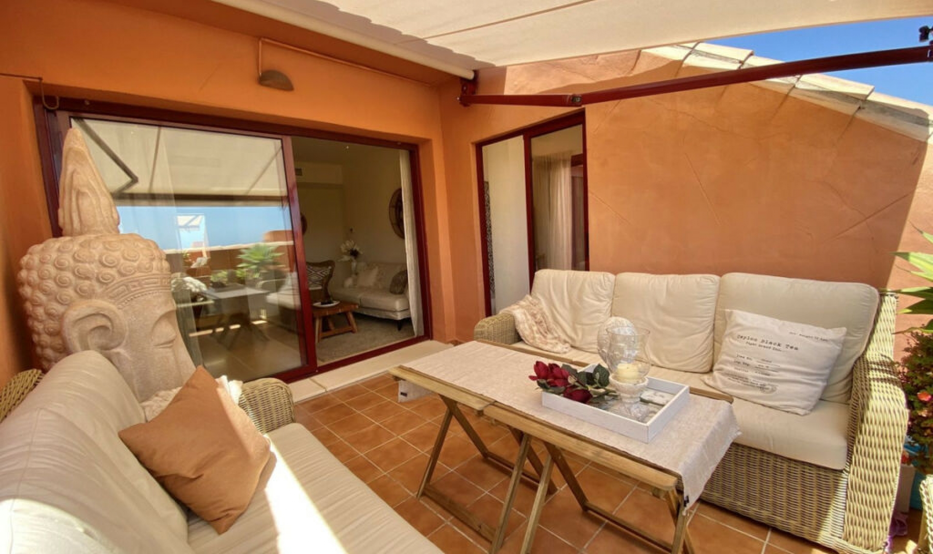 Resale - Apartment -
La Duquesa