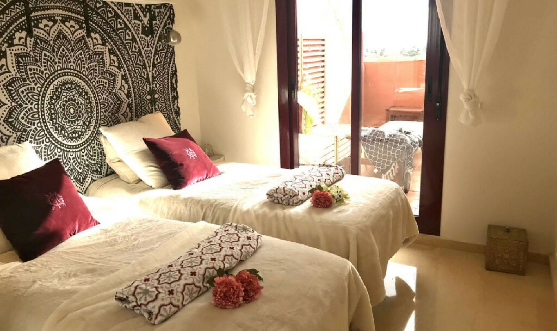 Resale - Apartment -
La Duquesa