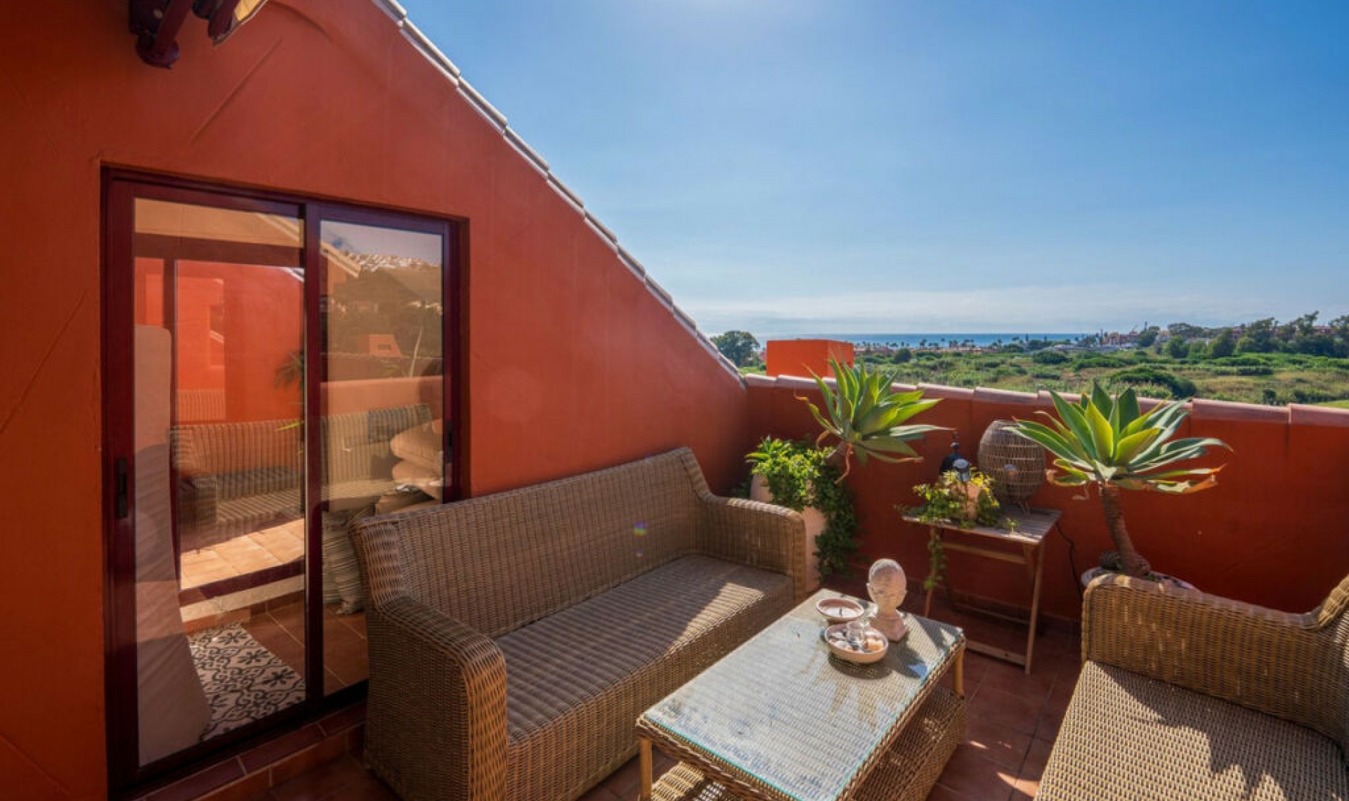 Resale - Apartment -
La Duquesa