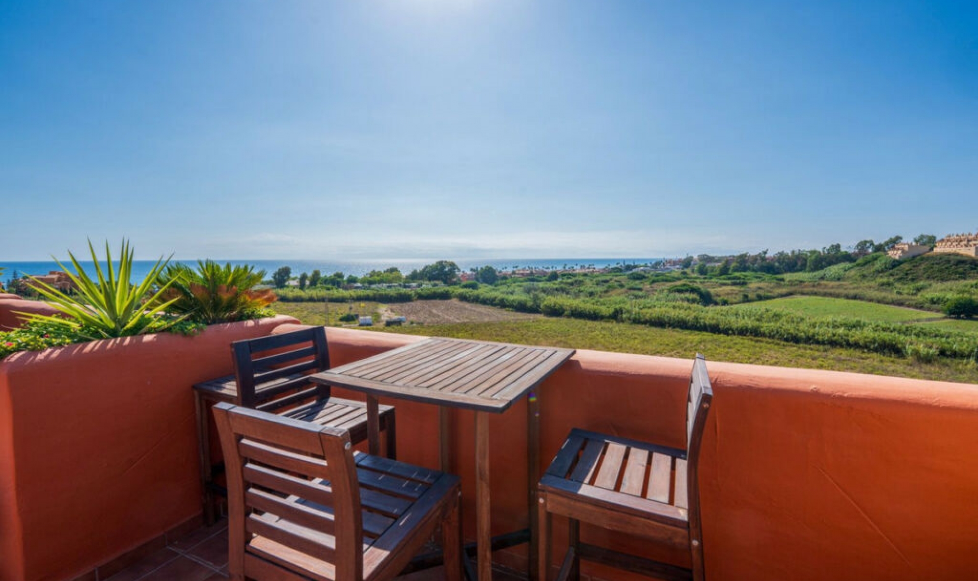 Resale - Apartment -
La Duquesa