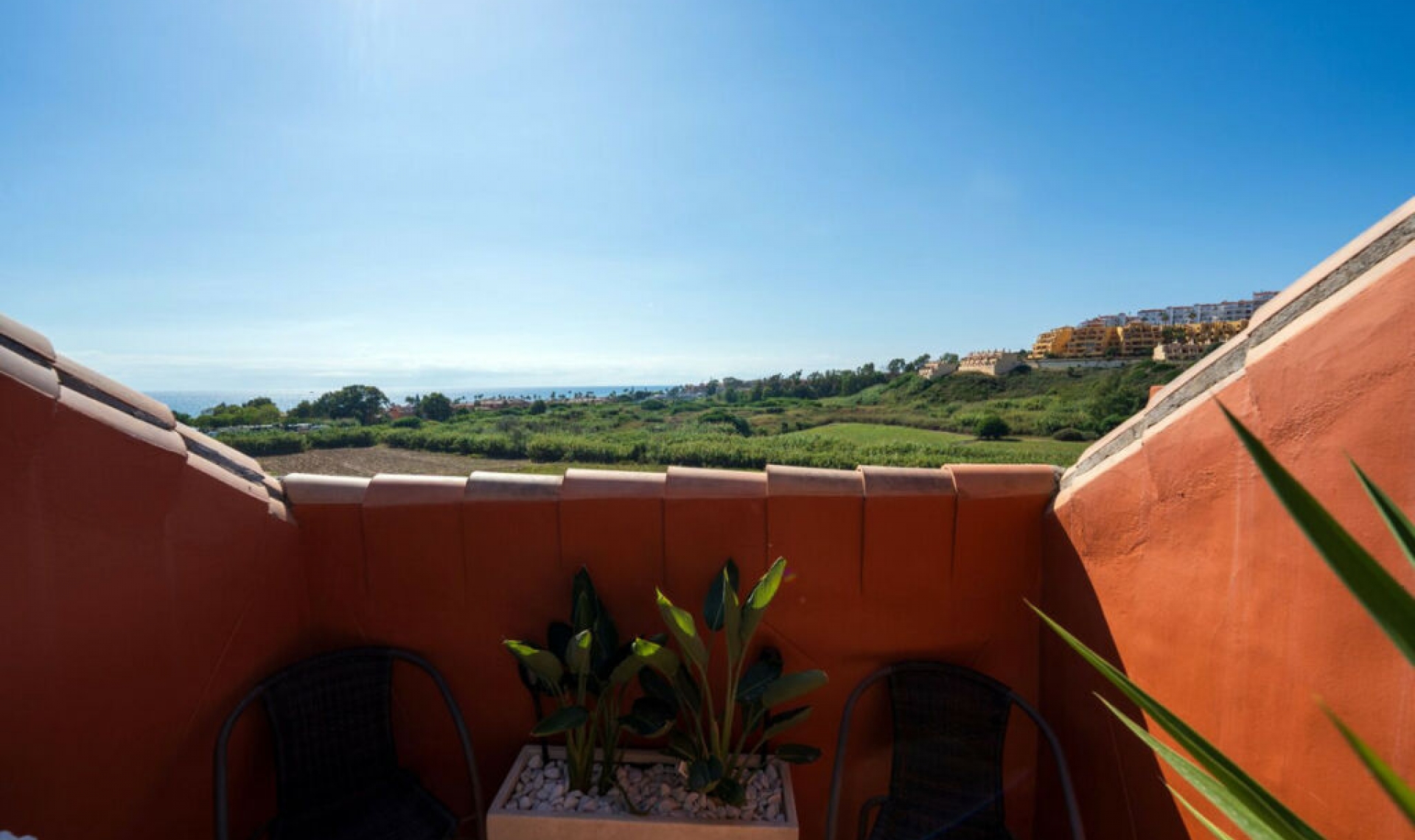 Resale - Apartment -
La Duquesa