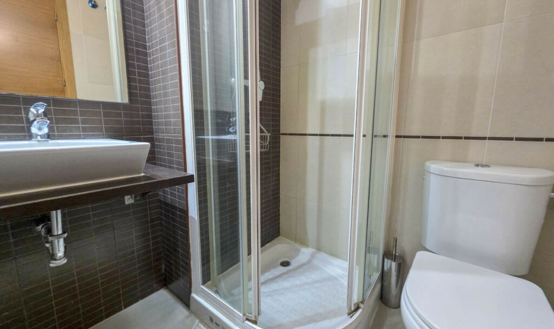 Resale - Apartment -
La Duquesa