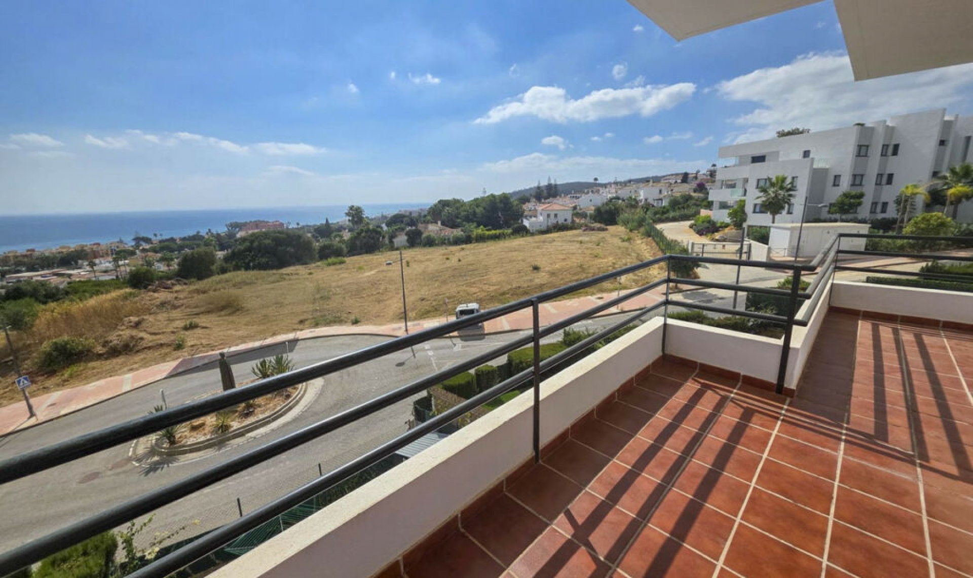 Resale - Apartment -
La Duquesa