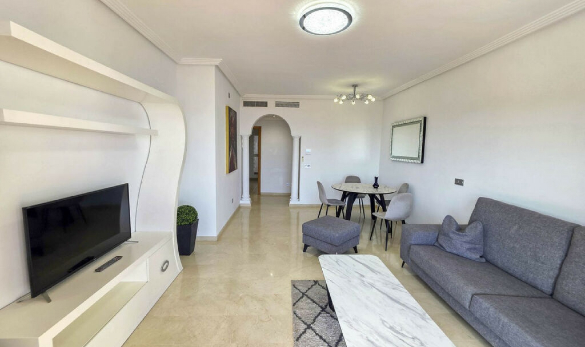 Resale - Apartment -
La Duquesa