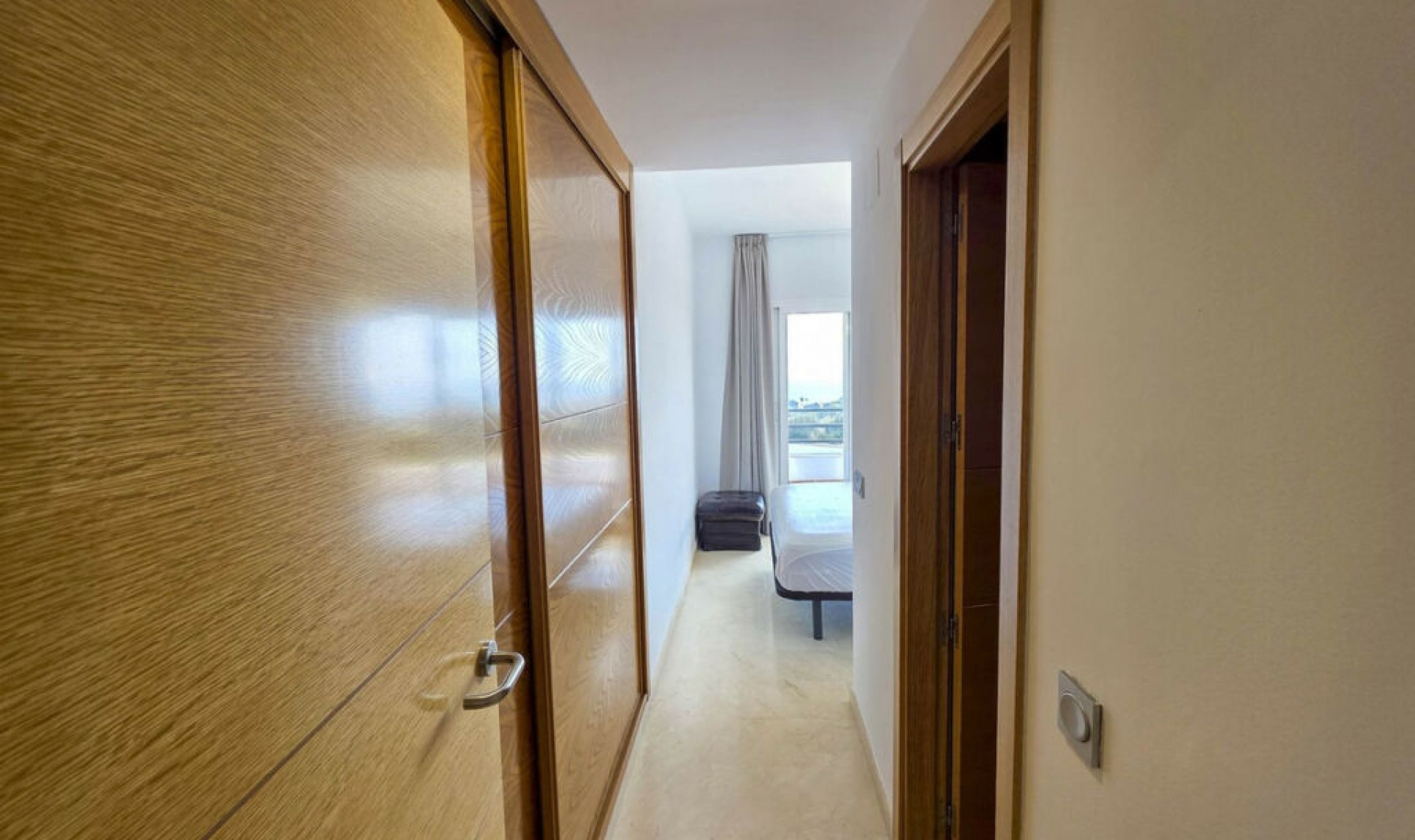 Resale - Apartment -
La Duquesa