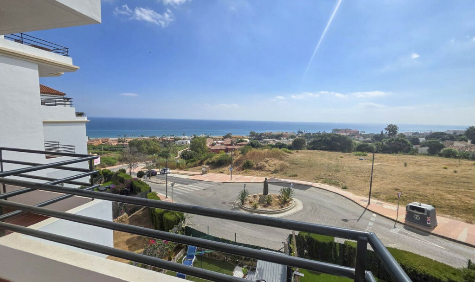 Resale - Apartment -
La Duquesa