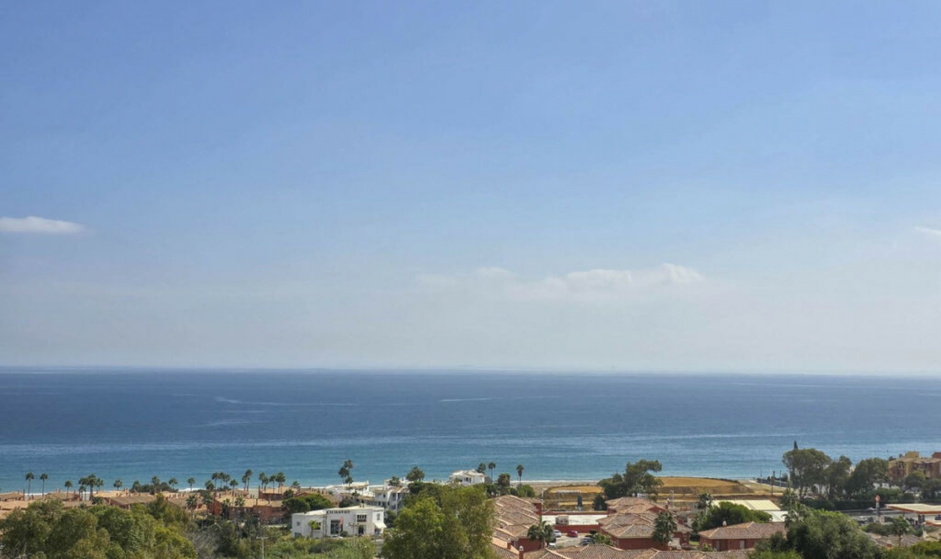 Resale - Apartment -
La Duquesa