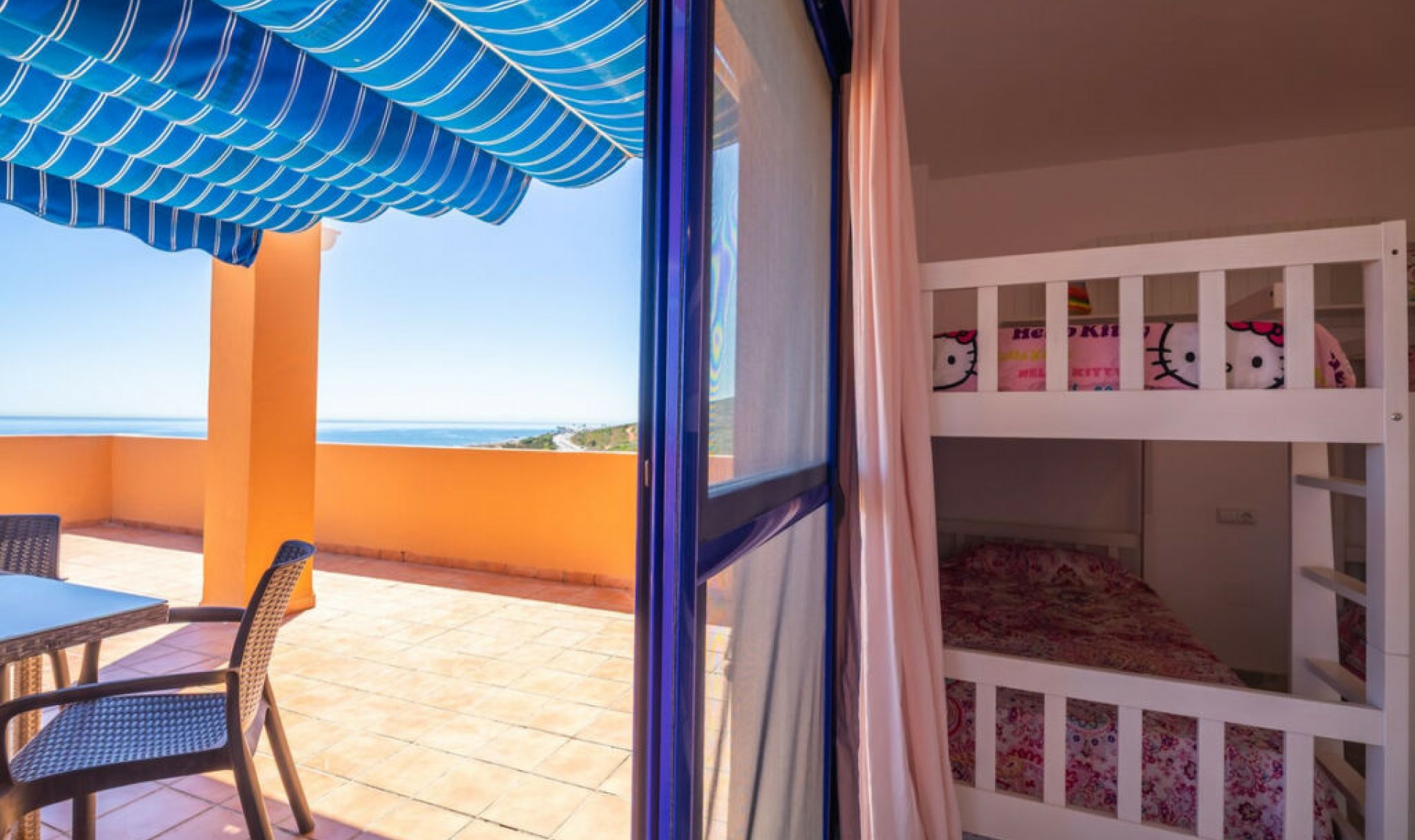 Resale - Apartment -
La Duquesa