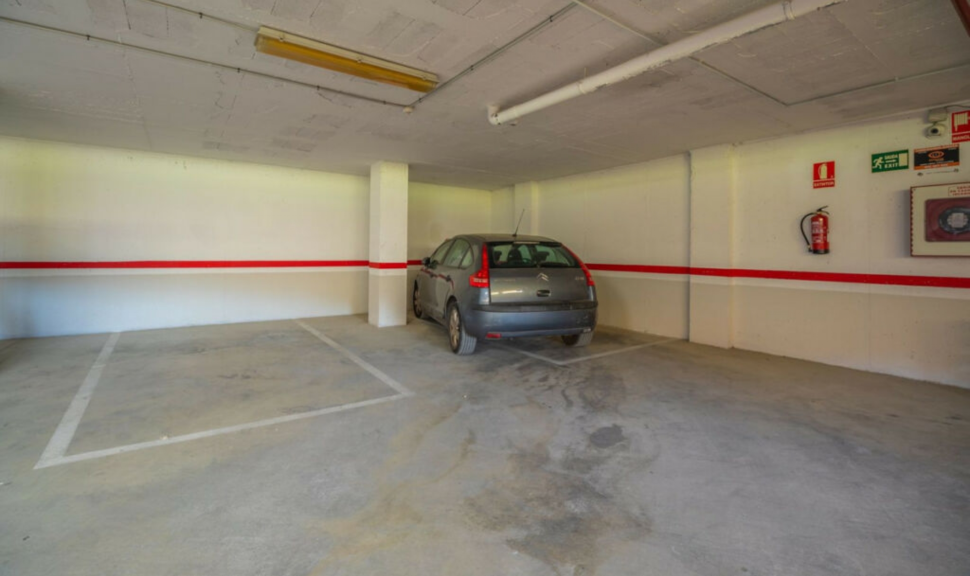 Resale - Apartment -
La Duquesa