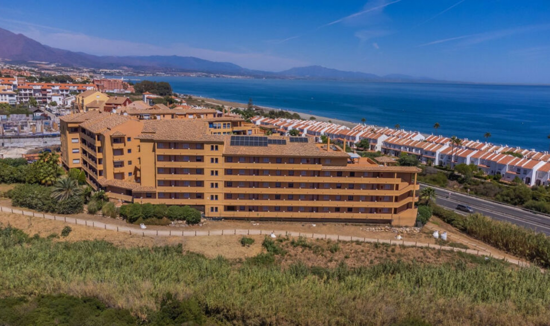 Resale - Apartment -
La Duquesa