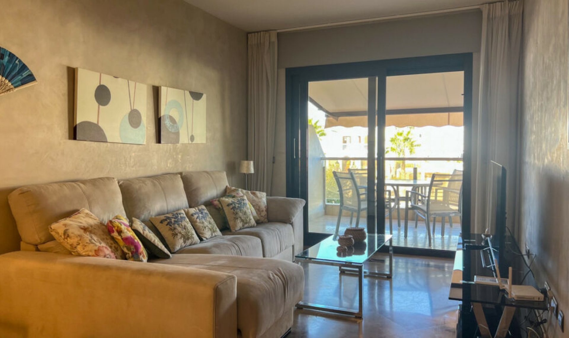 Resale - Apartment -
La Duquesa