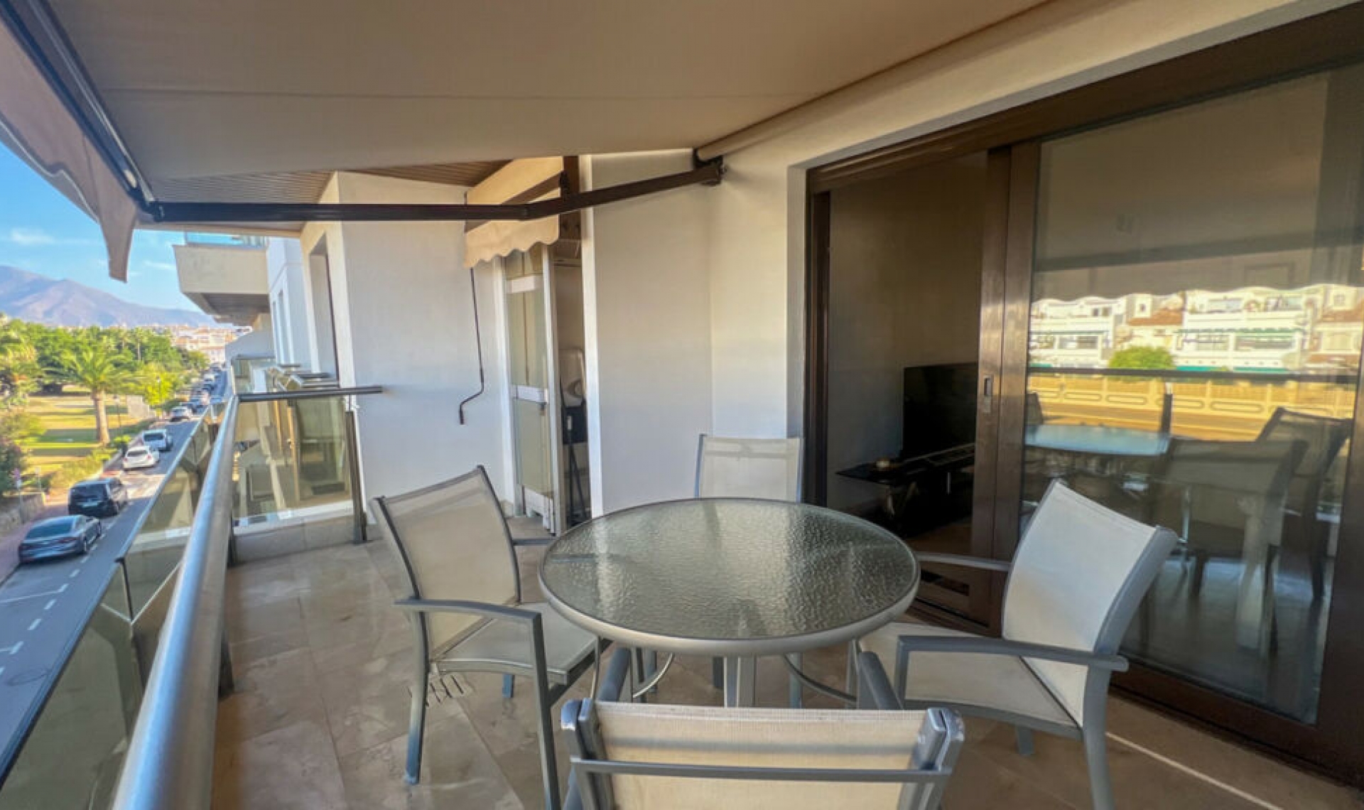 Resale - Apartment -
La Duquesa