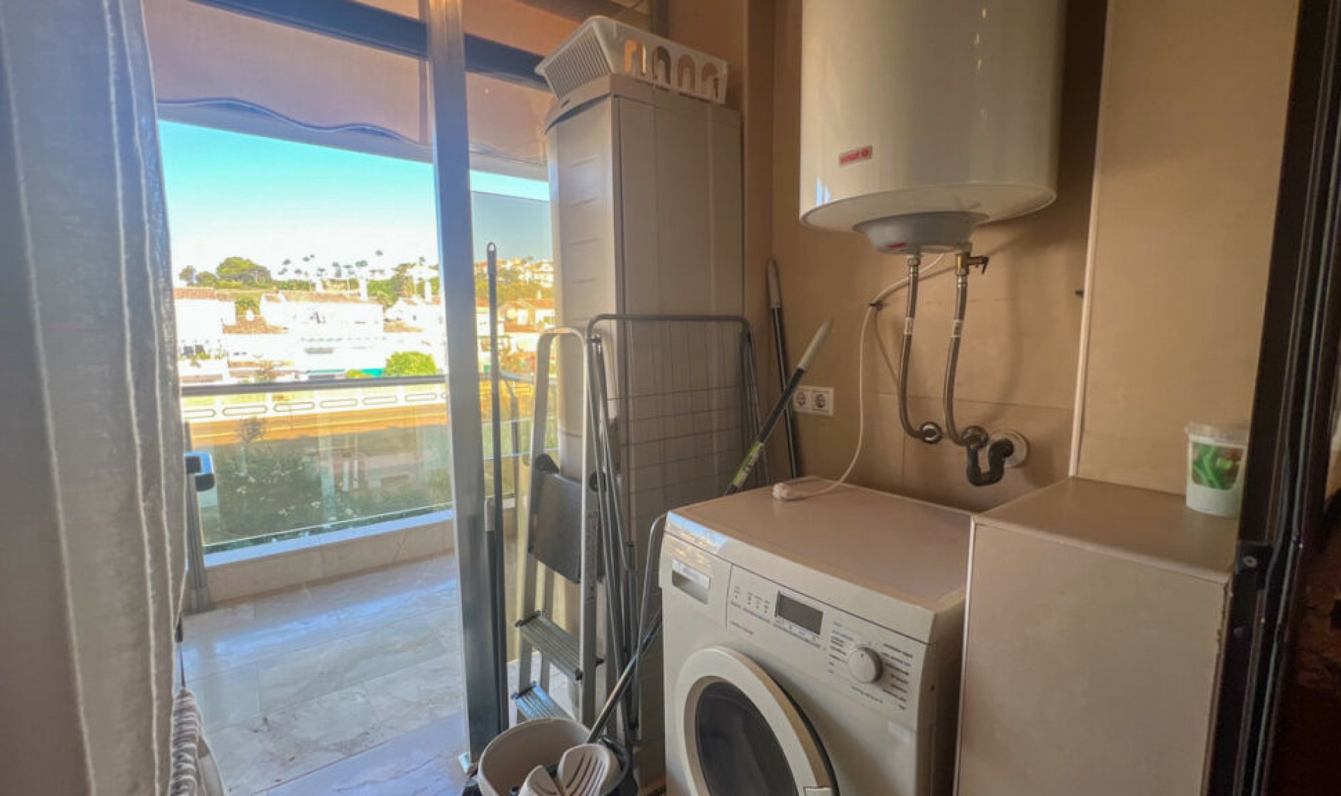 Resale - Apartment -
La Duquesa