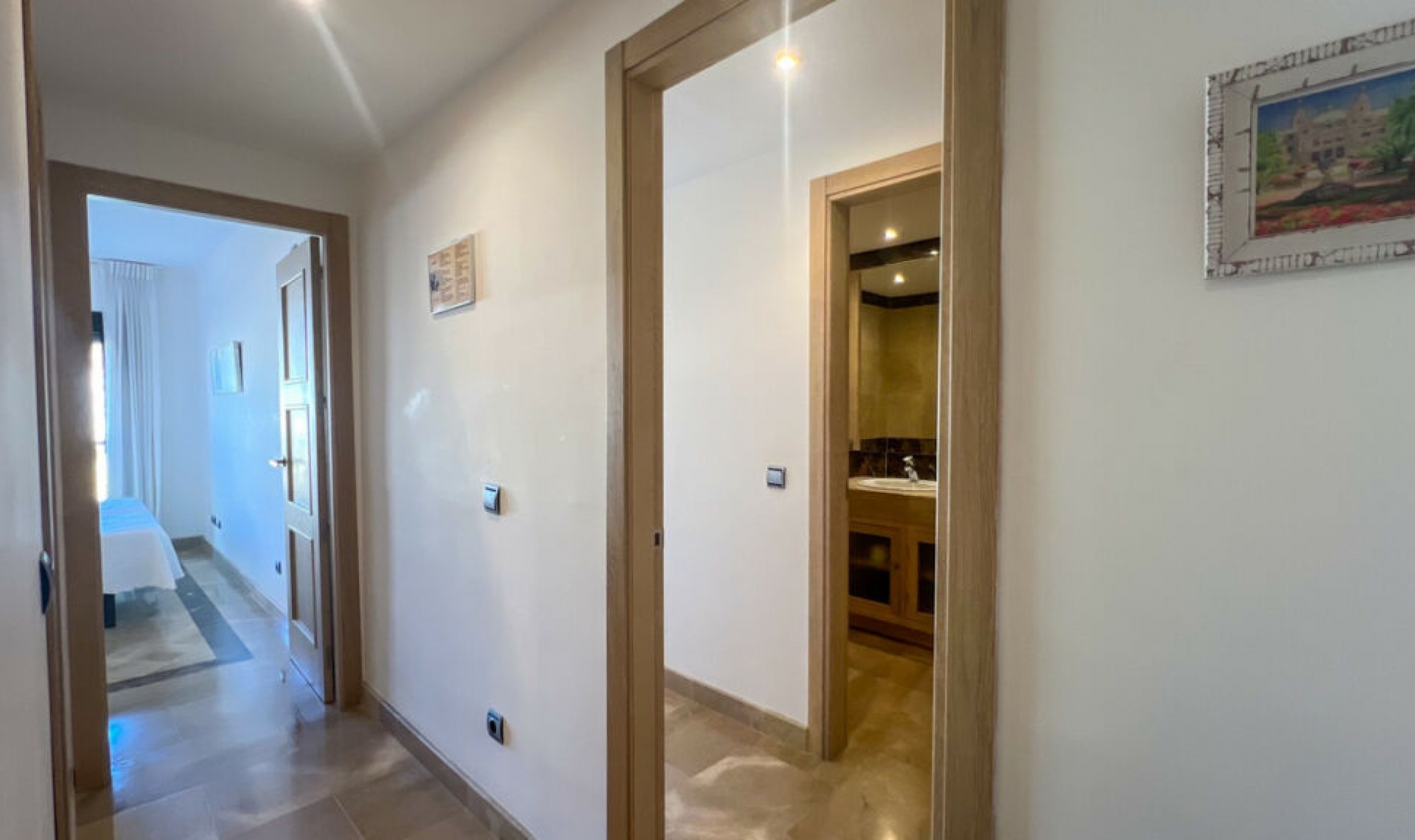 Resale - Apartment -
La Duquesa