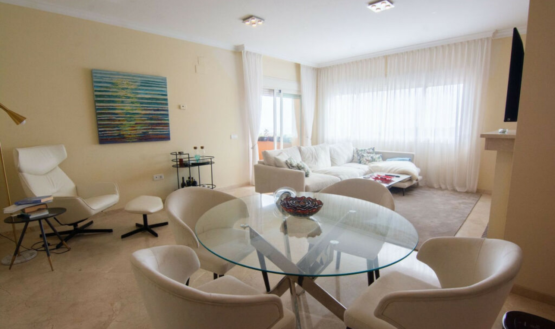 Resale - Apartment -
La Mairena