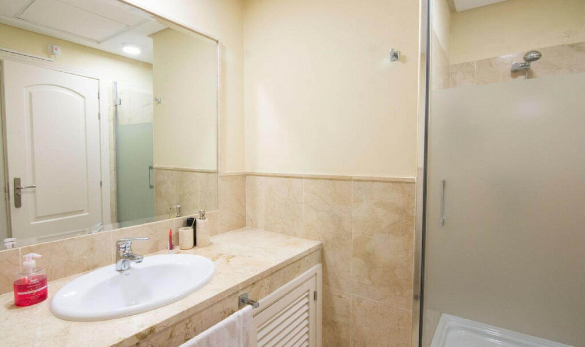 Resale - Apartment -
La Mairena