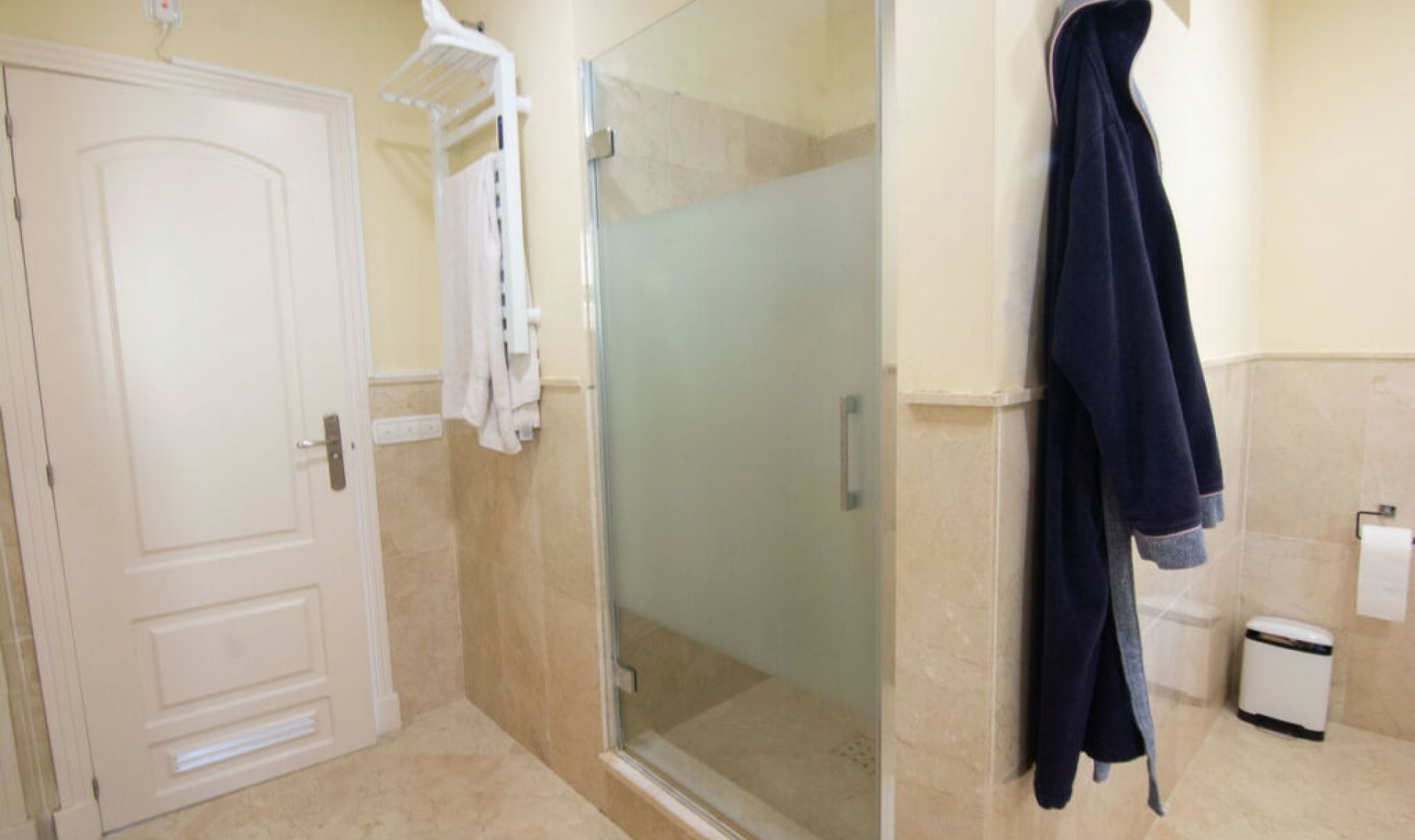 Resale - Apartment -
La Mairena