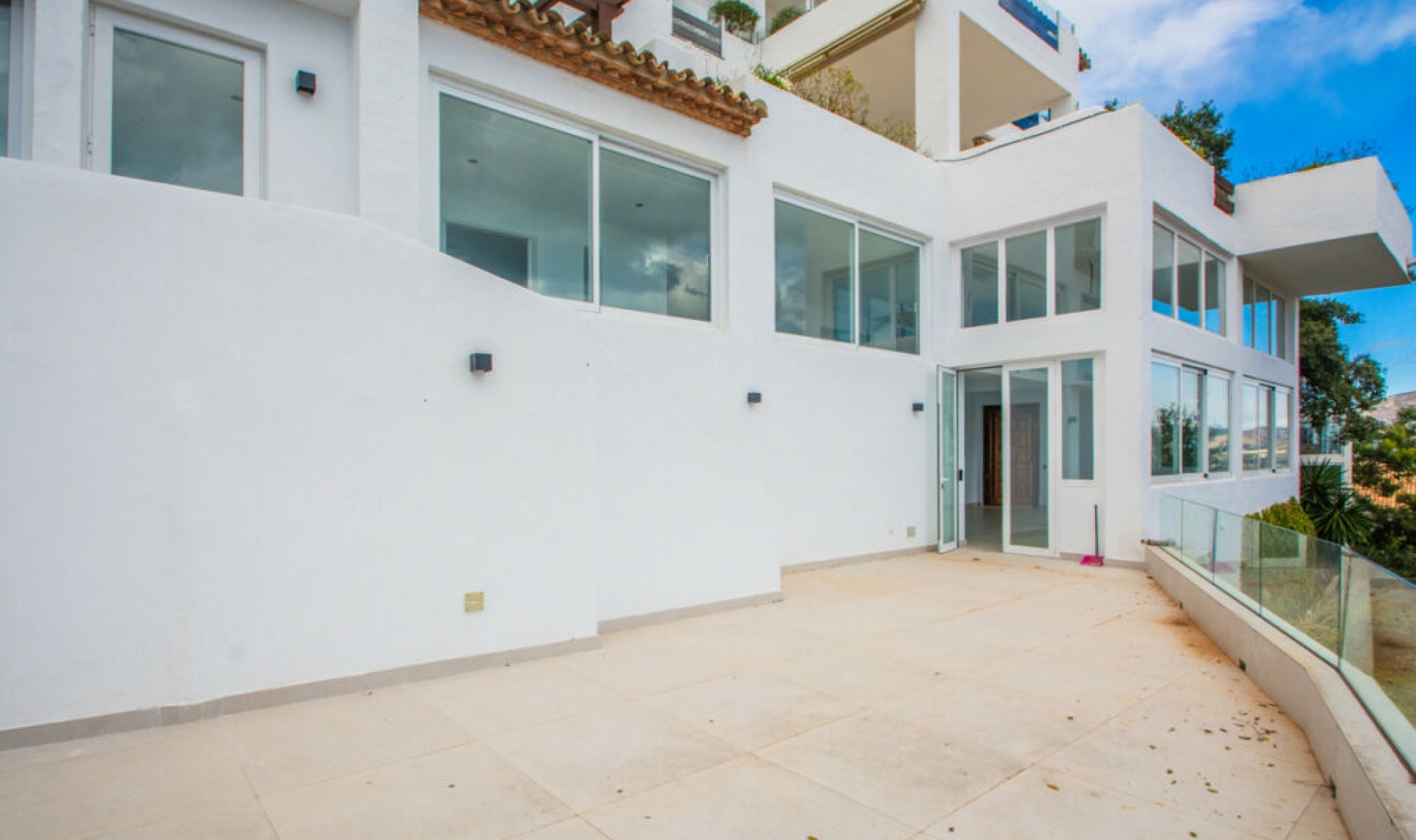 Resale - Apartment -
La Mairena