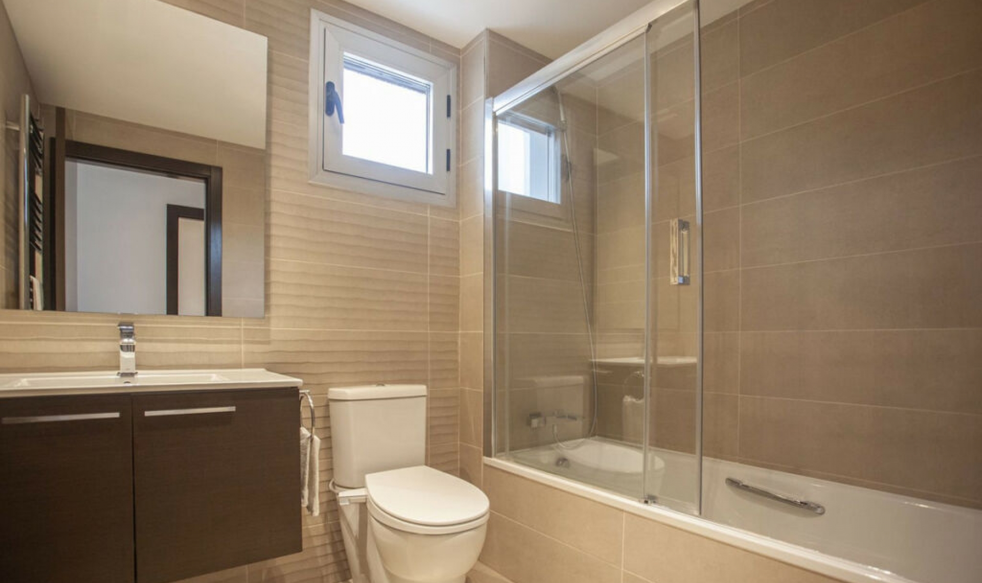 Resale - Apartment -
La Mairena