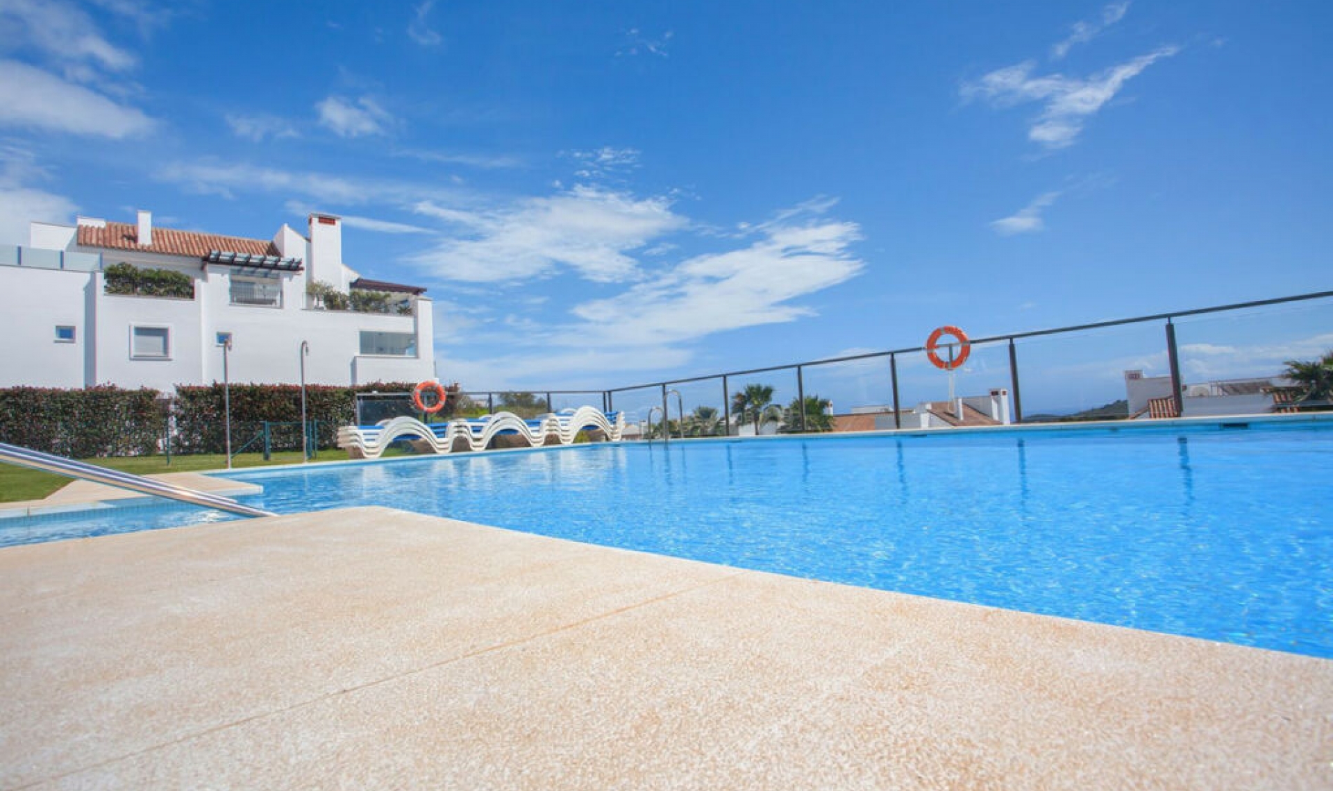 Resale - Apartment -
La Mairena