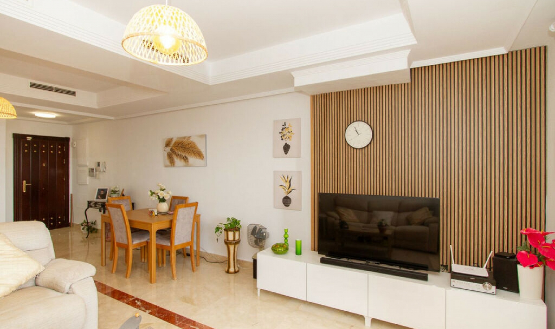 Resale - Apartment -
La Mairena