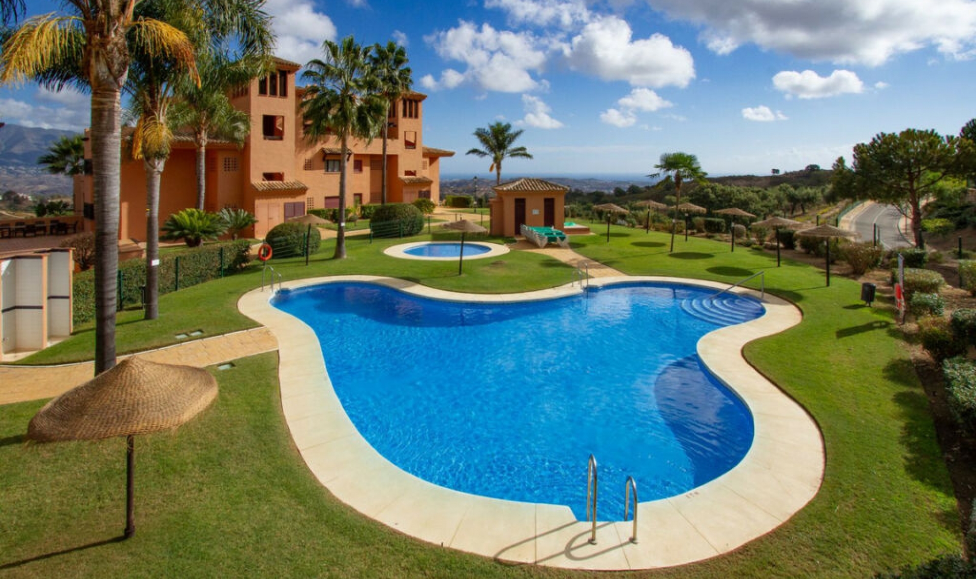 Resale - Apartment -
La Mairena