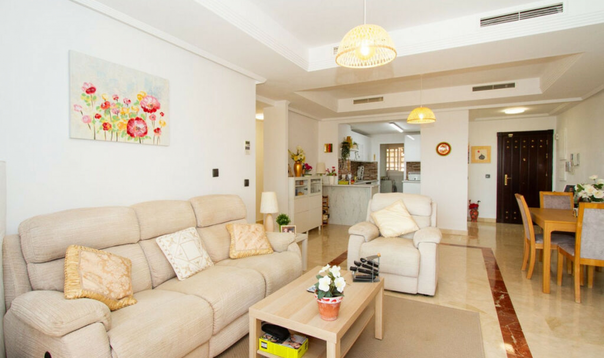 Resale - Apartment -
La Mairena