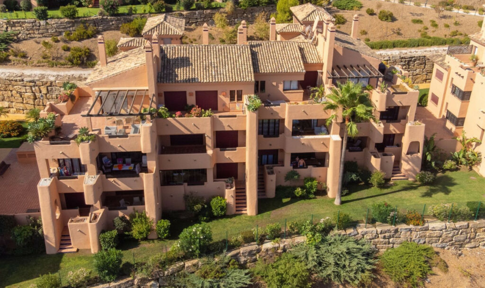 Resale - Apartment -
La Mairena